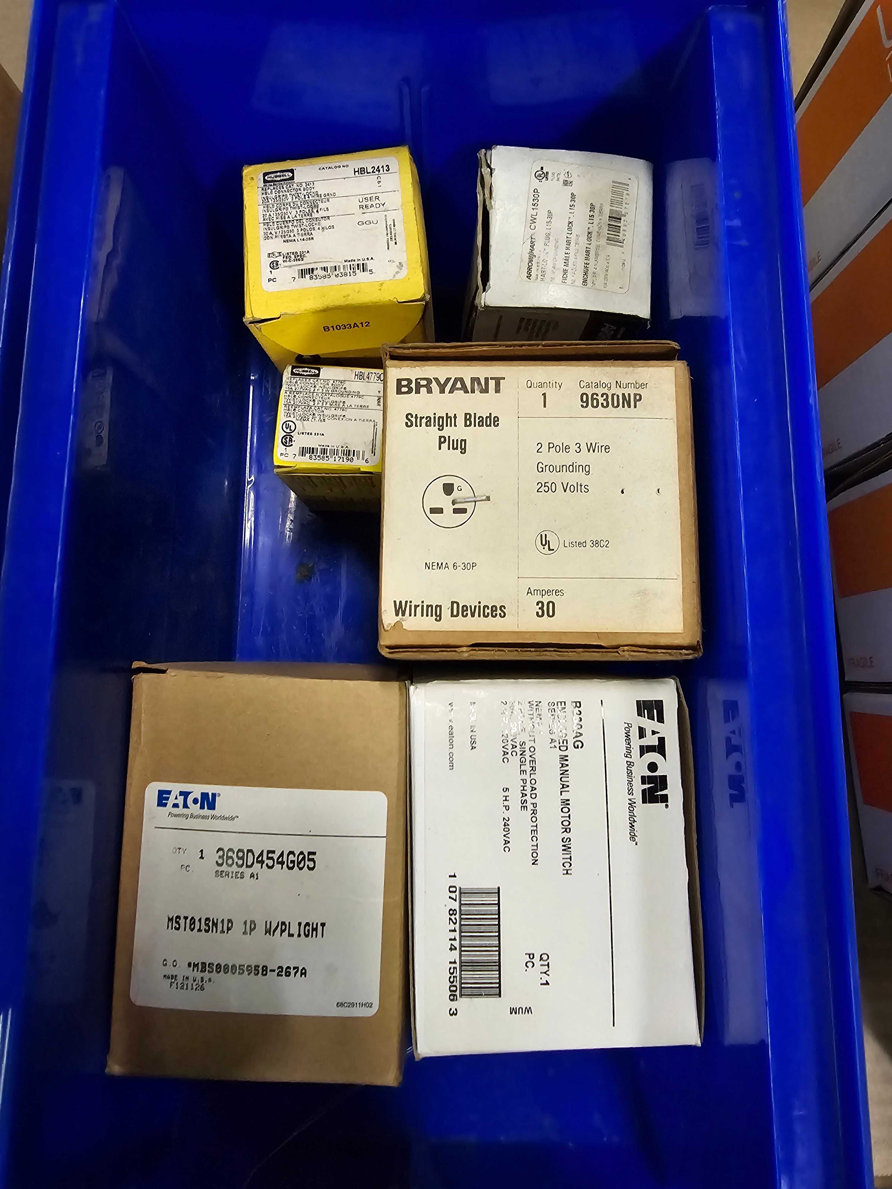 LOT OF PLUGS, RECEPTACLES, & MANUAL MOTOR SWITCHES - ELECTRICAL COMPONENTS