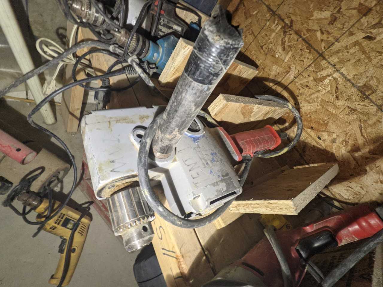 Lot of 6 drill machines - ELECTRIC POWER TOOLS