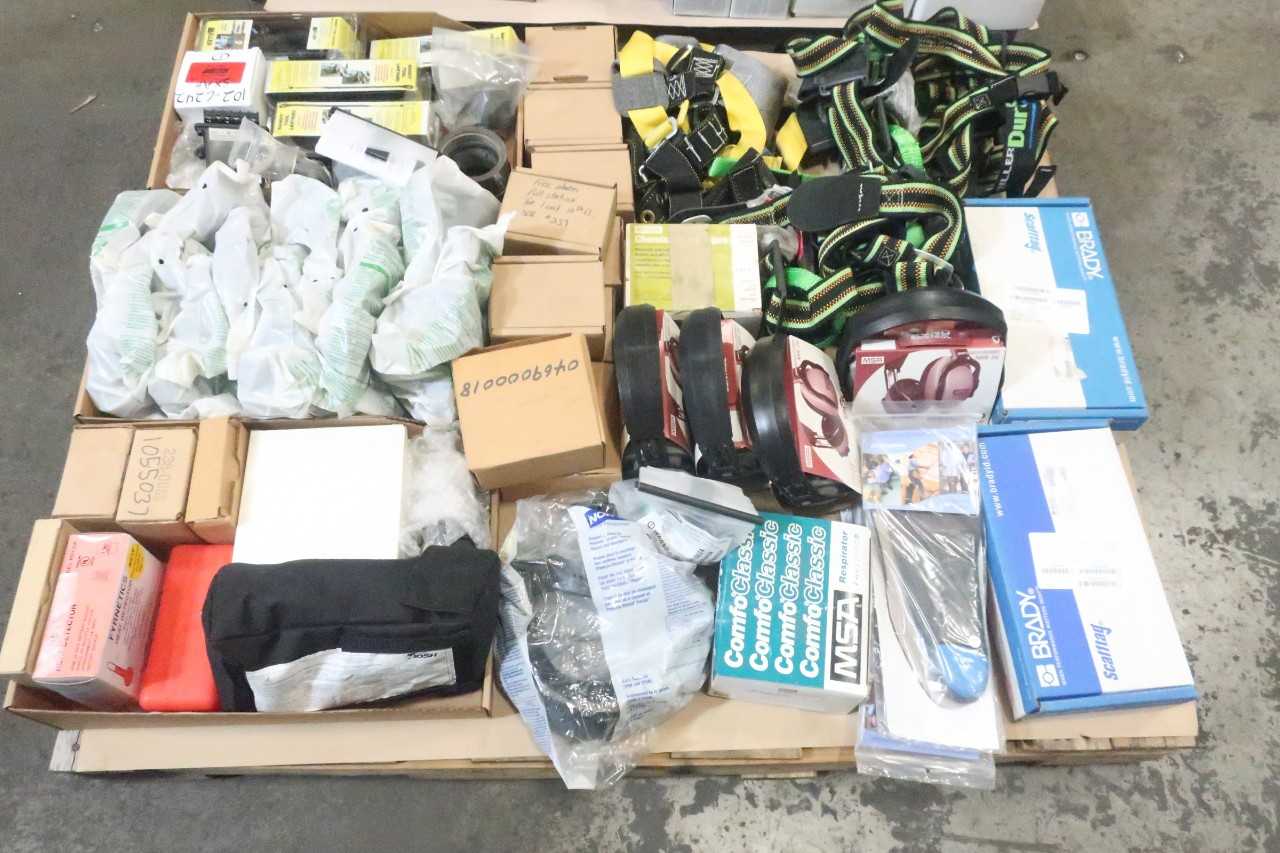 2 PALLETS OF ASSORTED SAFETY EQUIPMENT- GLOVES, HARNESSES, EAR PROTECTION - SAFETY EQUIPMENT