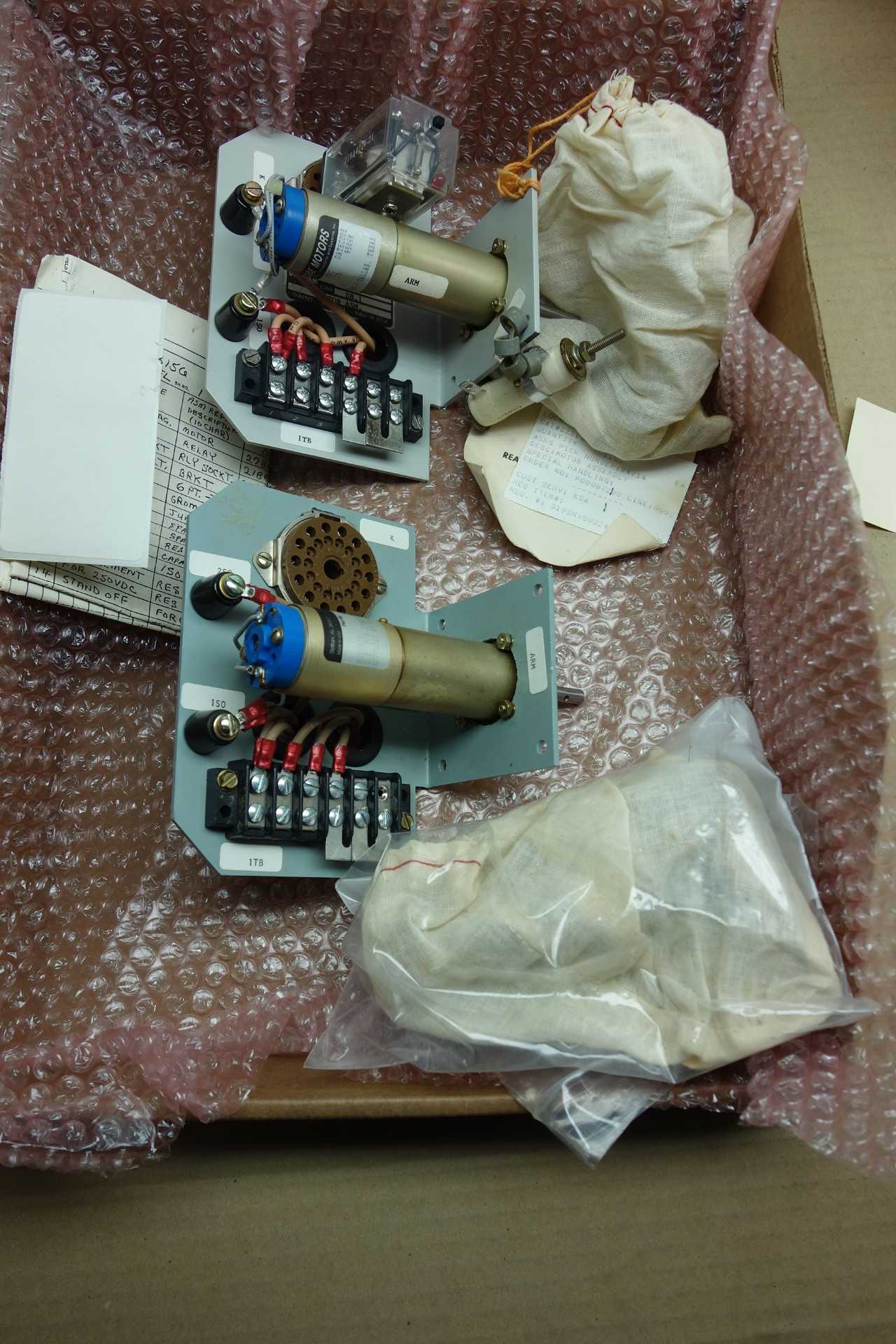 LOT OF 2 GENERAL ELECTRIC GE ASSEMBLY STEPPER MOTORS - ELECTRIC MOTORS
