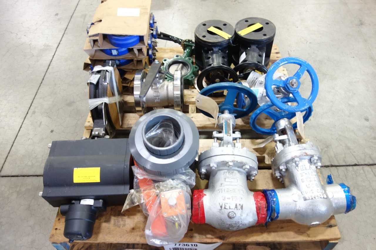 LOT OF ASSORTED VALVES - VALVES