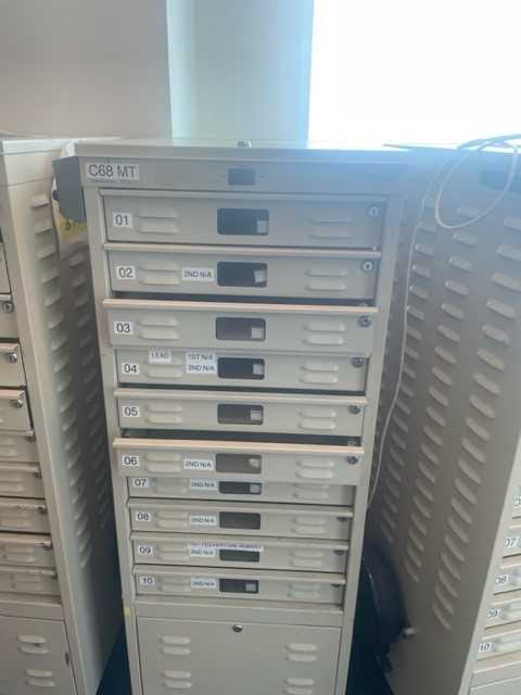 Lot of 5 Dock and Lock Computing Storage (Lot 2600254) Charleston - INDUSTRIAL PARTS