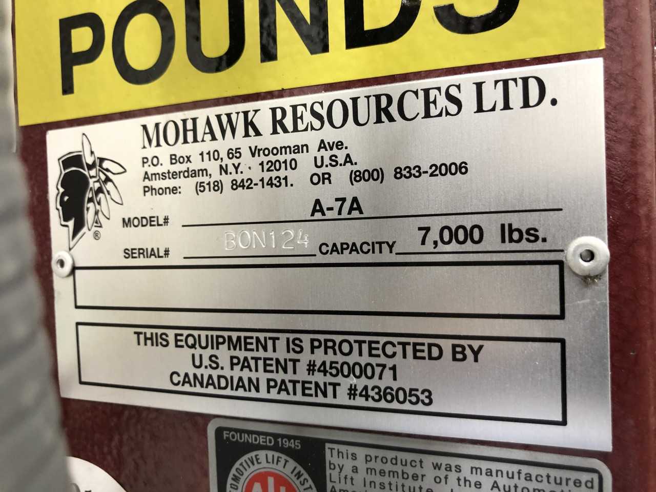 Mohawk Hydraulic Hoist - LIFTING EQUIPMENT