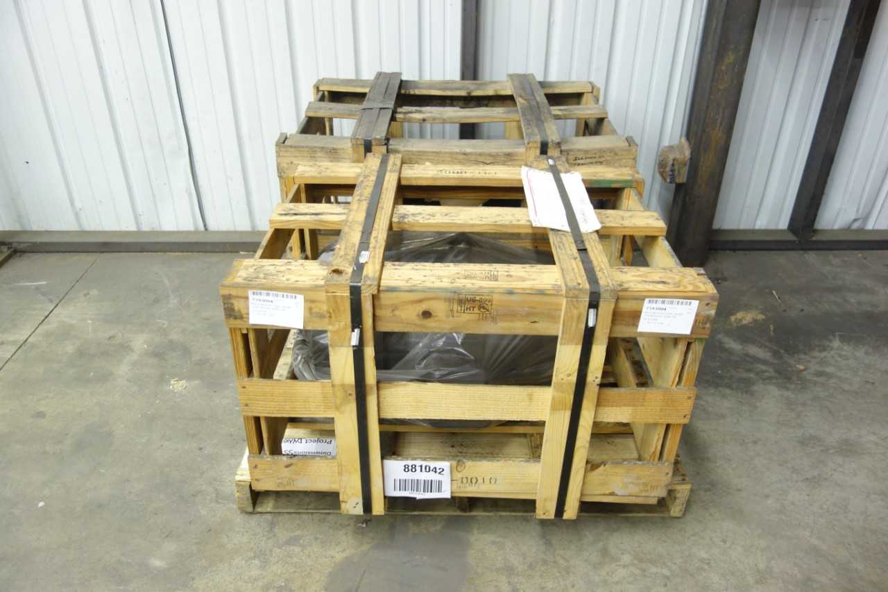 LOT OF 2 TOSHIBA ELECTRIC MOTORS - ELECTRIC MOTORS