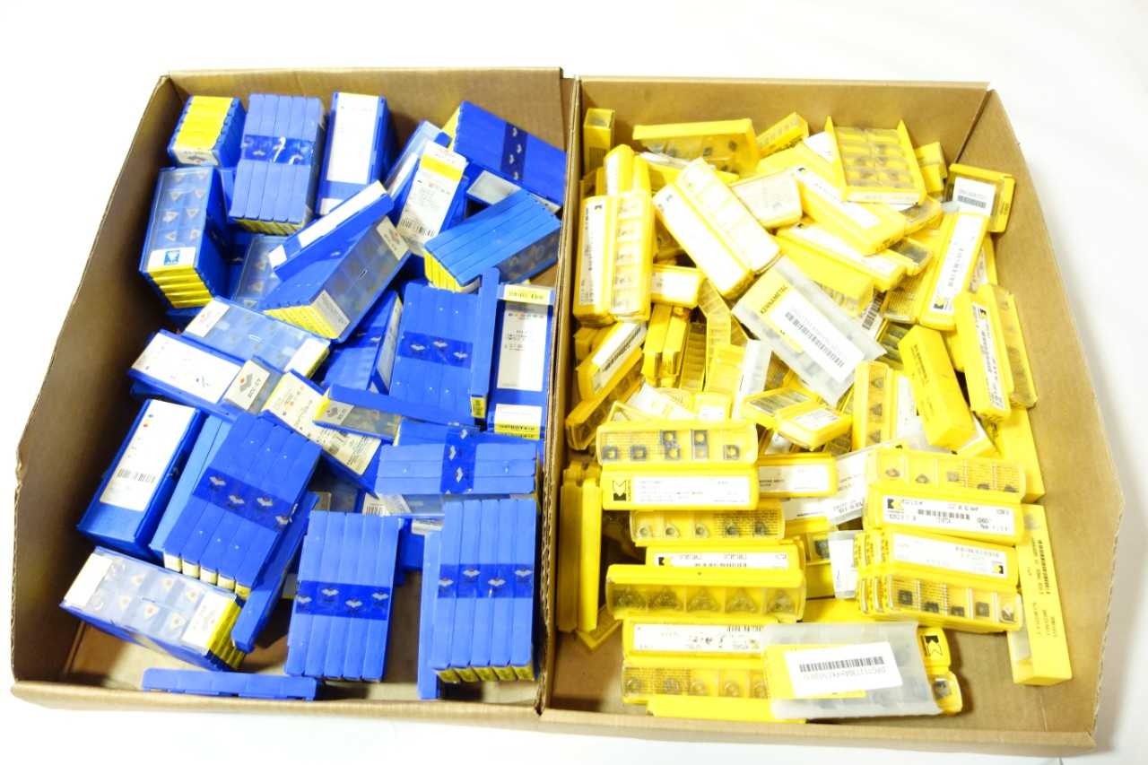 LOT OF ASSORTED TOOLING CARBIDE INSERTS - ZHUZHOU, kENNAMETAL - TOOL HOLDERS