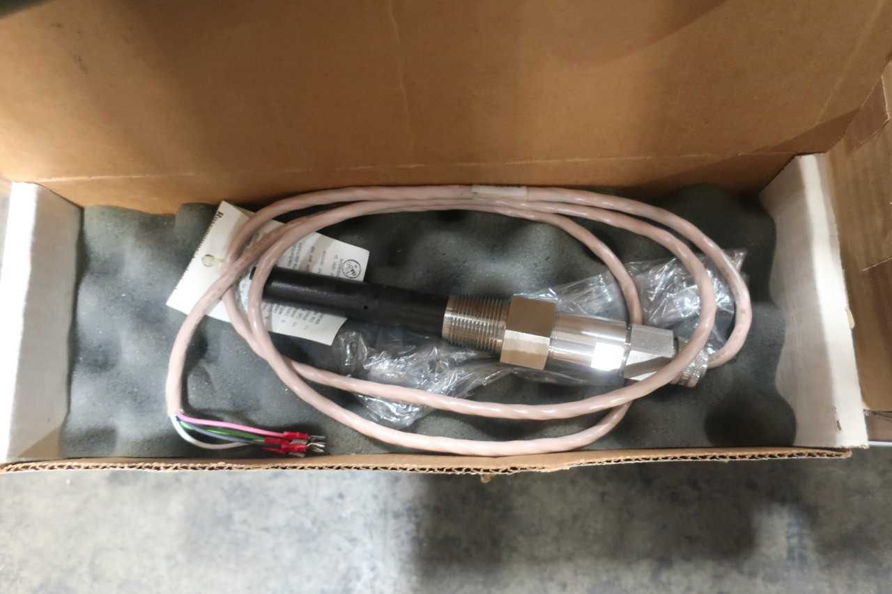 1 PALLET OF ASSORTED ELECTRICAL CABLE, SWITCH CONTROLS, SERVO MODULE, CELL PROBE FLOW SENSOR- AZBIL, MID-WEST, COOPER, ROSEMOUNT - ELECTRICAL COMPONENTS