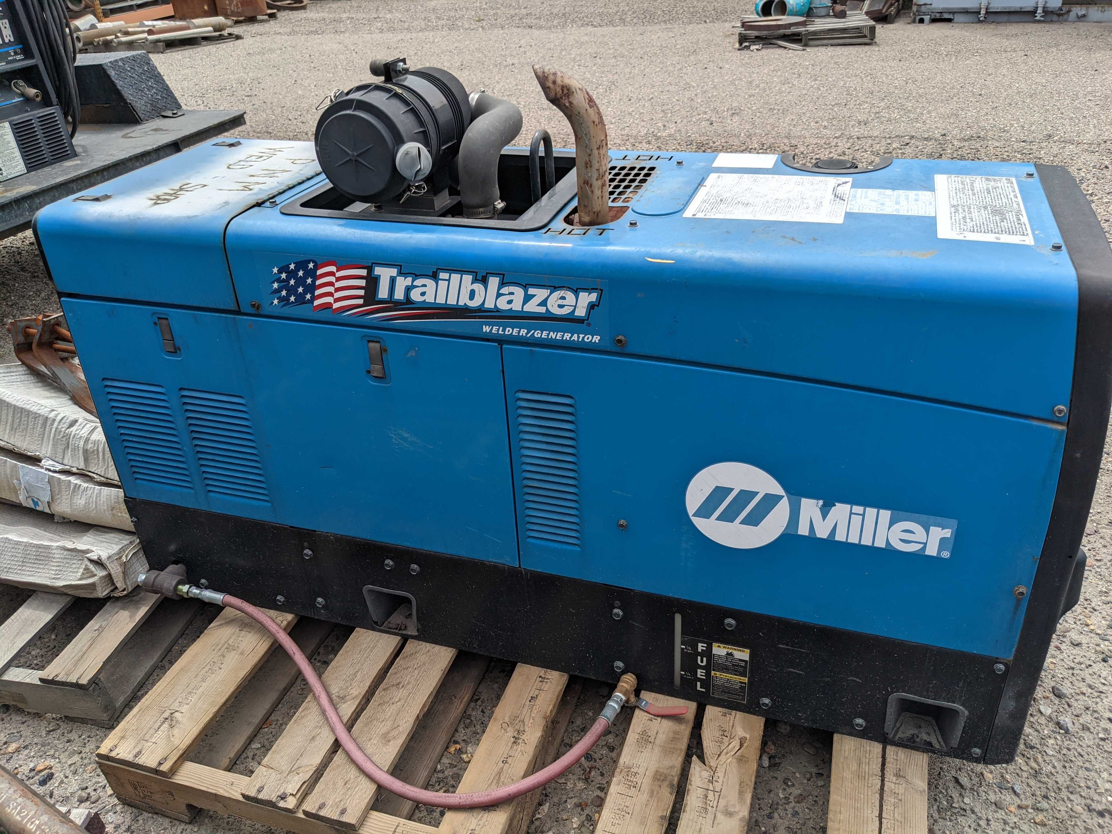 WELDER - HOLDING & POSITIONING EQUIPMENT