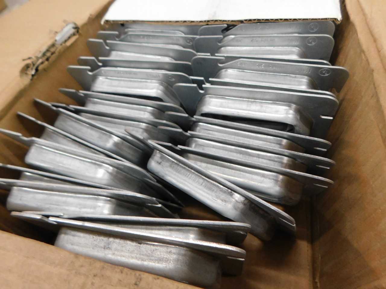 [Eaton + T&B] 5 Partial Cases of Outlet Boxes + Assorted Mounting Brackets - ELECTRICAL COMPONENTS
