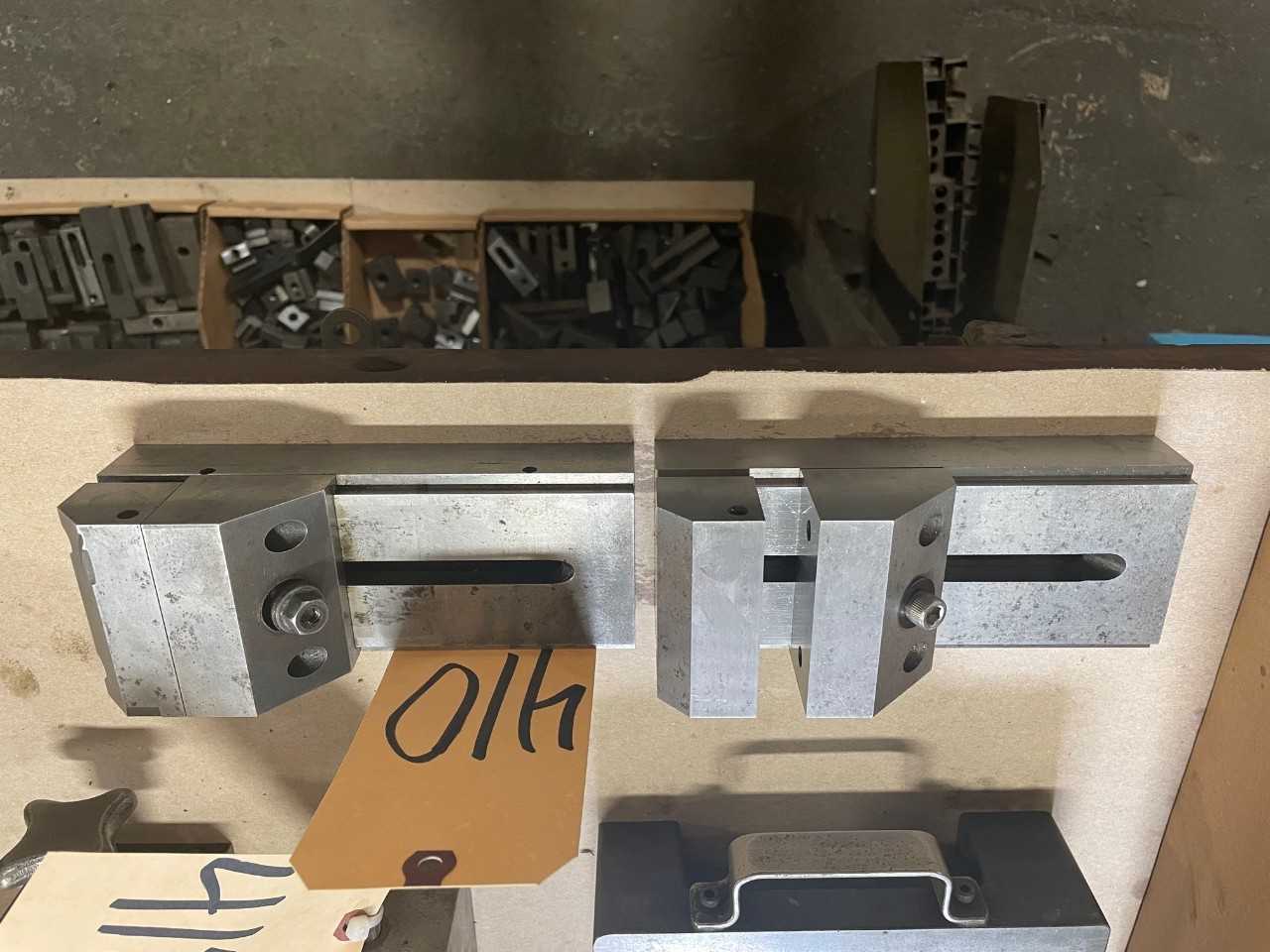 Machine Vise - HAND TOOLS