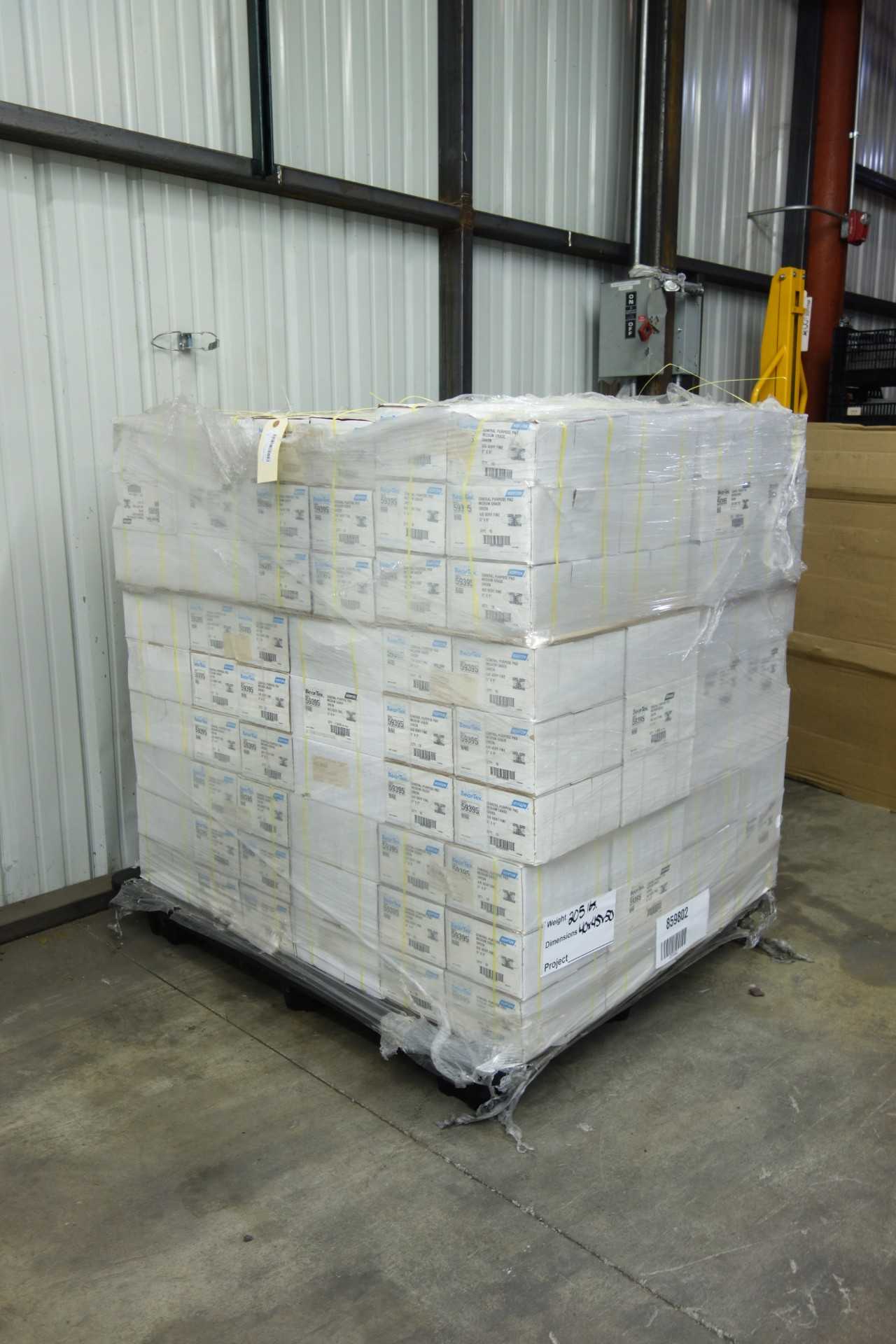 PALLET OF NORTON BEAR-TEX GENERAL PURPOSE PAD - MACHINING ACCESSORIES & TOOLING
