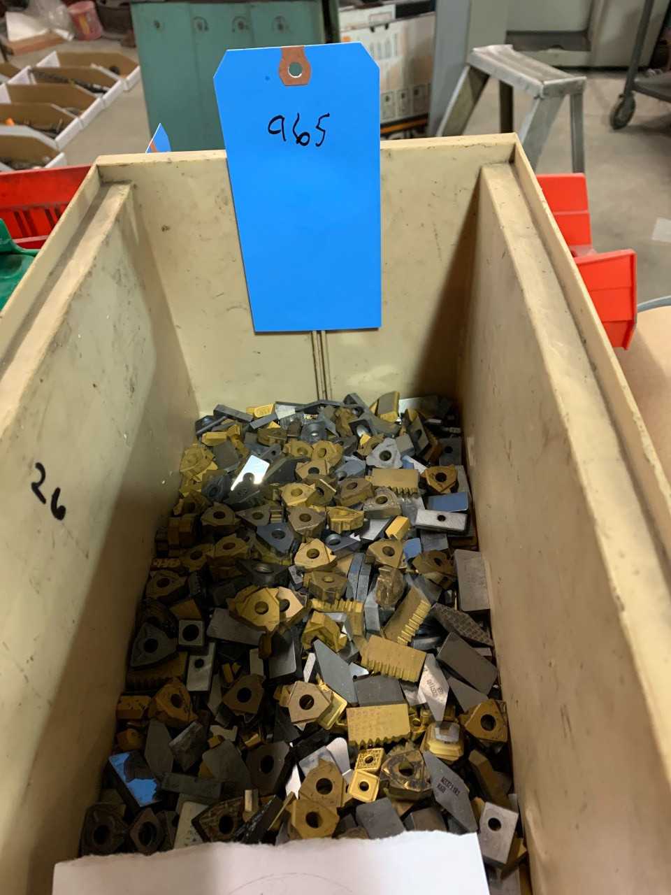 Large Bin of carbide Inserts - ELECTRIC POWER TOOLS
