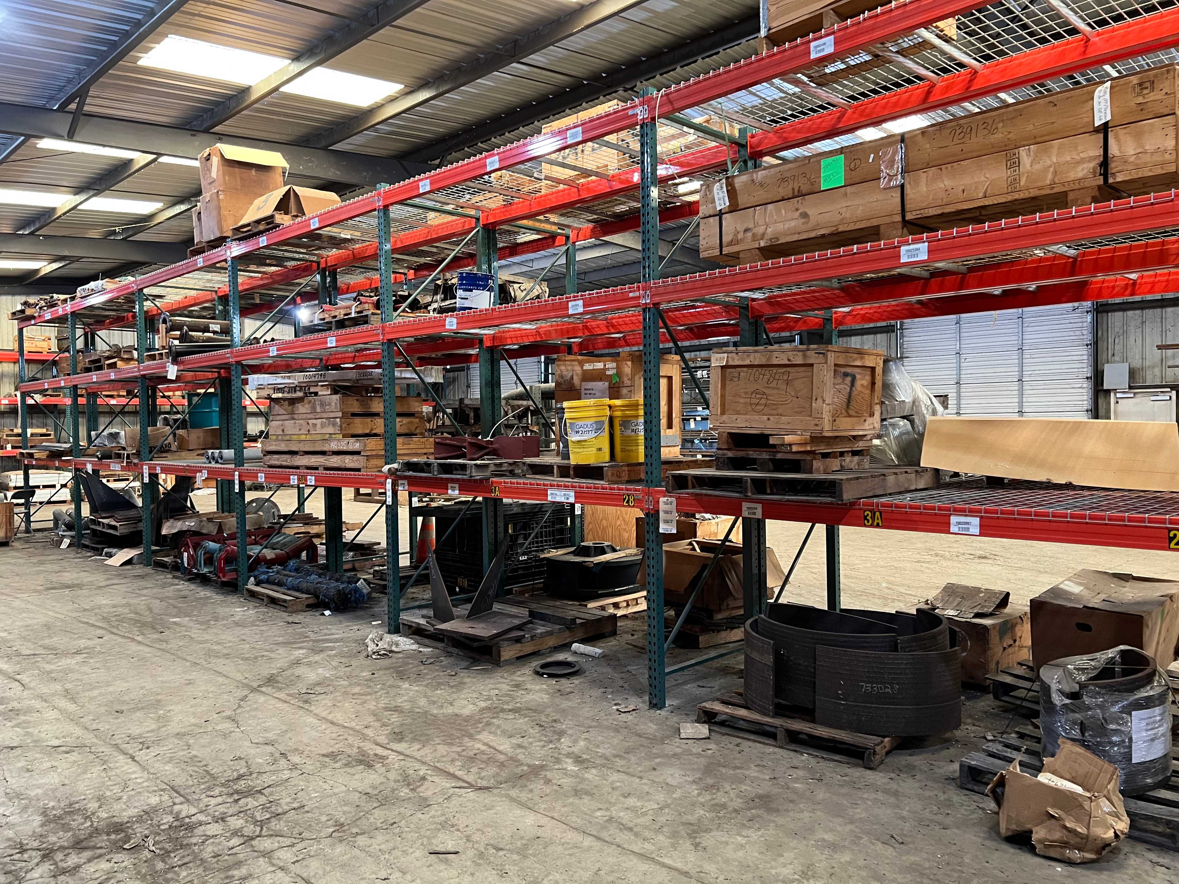 CONTENTS OF RACKING (RACKING NOT INCLUDED) - PALLET RACKING CONTENTS OF RACKING (RACKING NOT INCLUDED) - PALLET RACKING