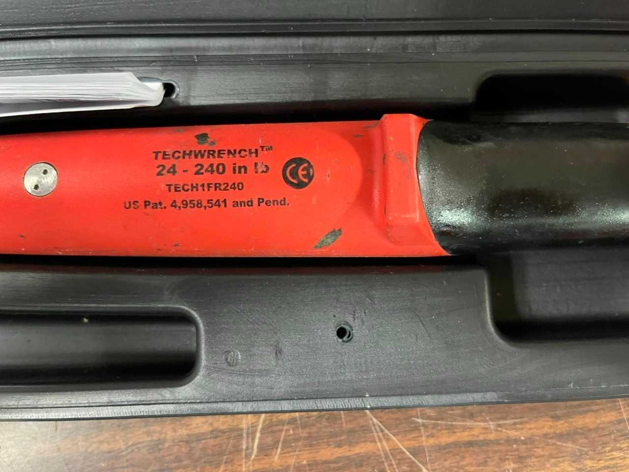 Snap-on 24-240 in Lb Digital Torque Wrench - HAND TOOLS