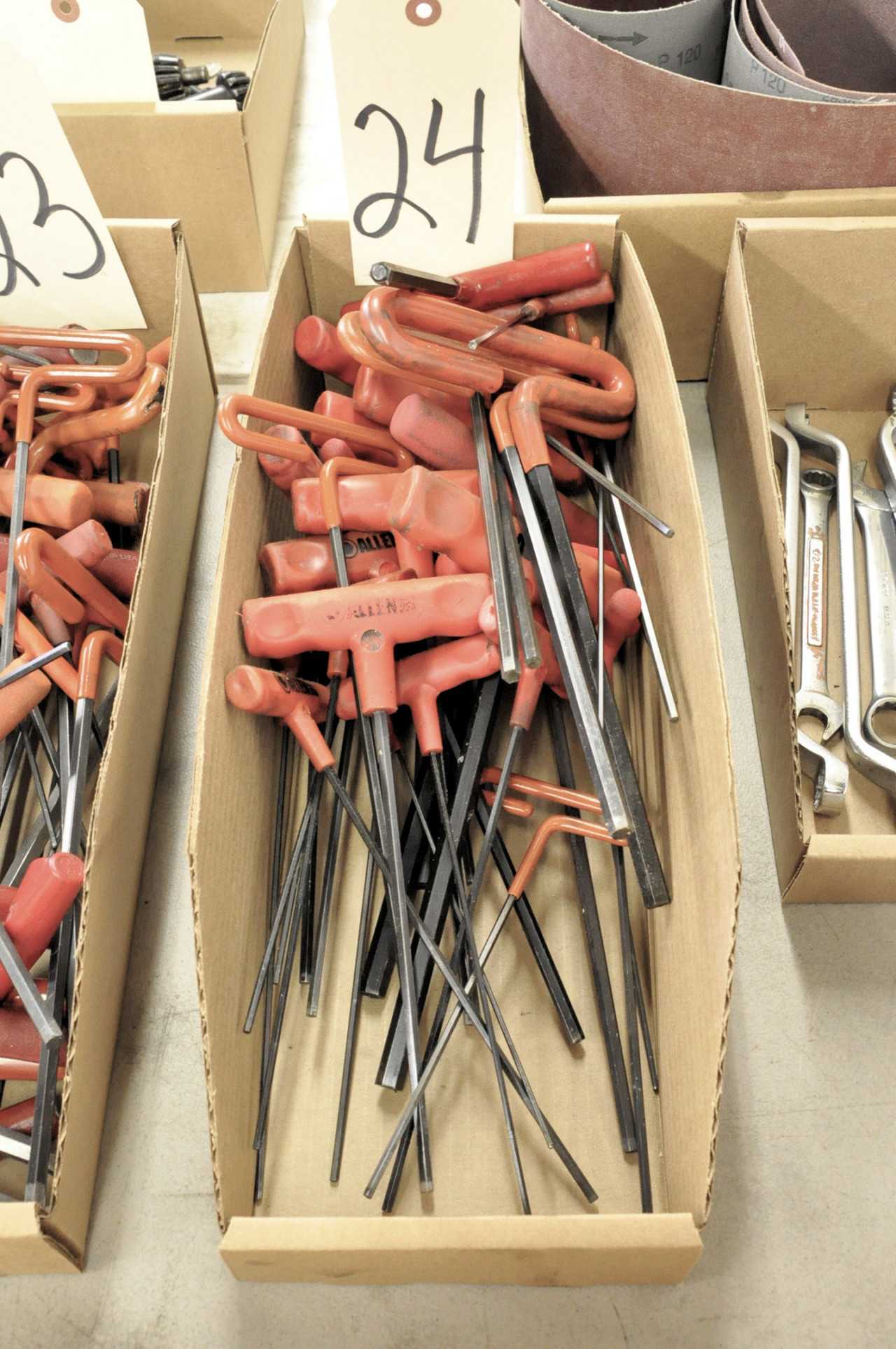 Lot-T-Handle Allen Wrenches in (1) Box - HAND TOOLS