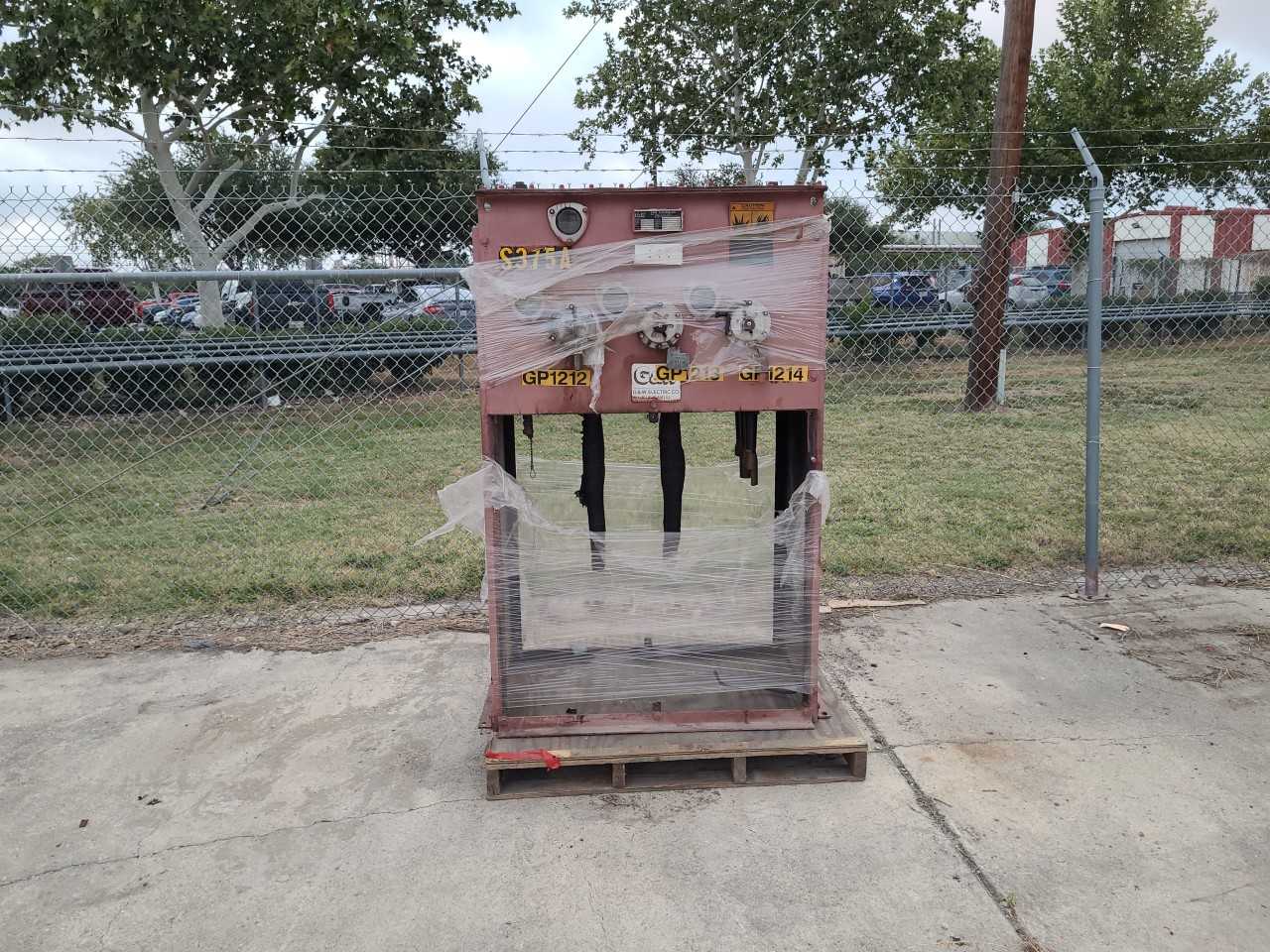 G&W Electric insulated oil switch (Lot 2586597) San Antonio, TX - FOOD & BEVERAGE
