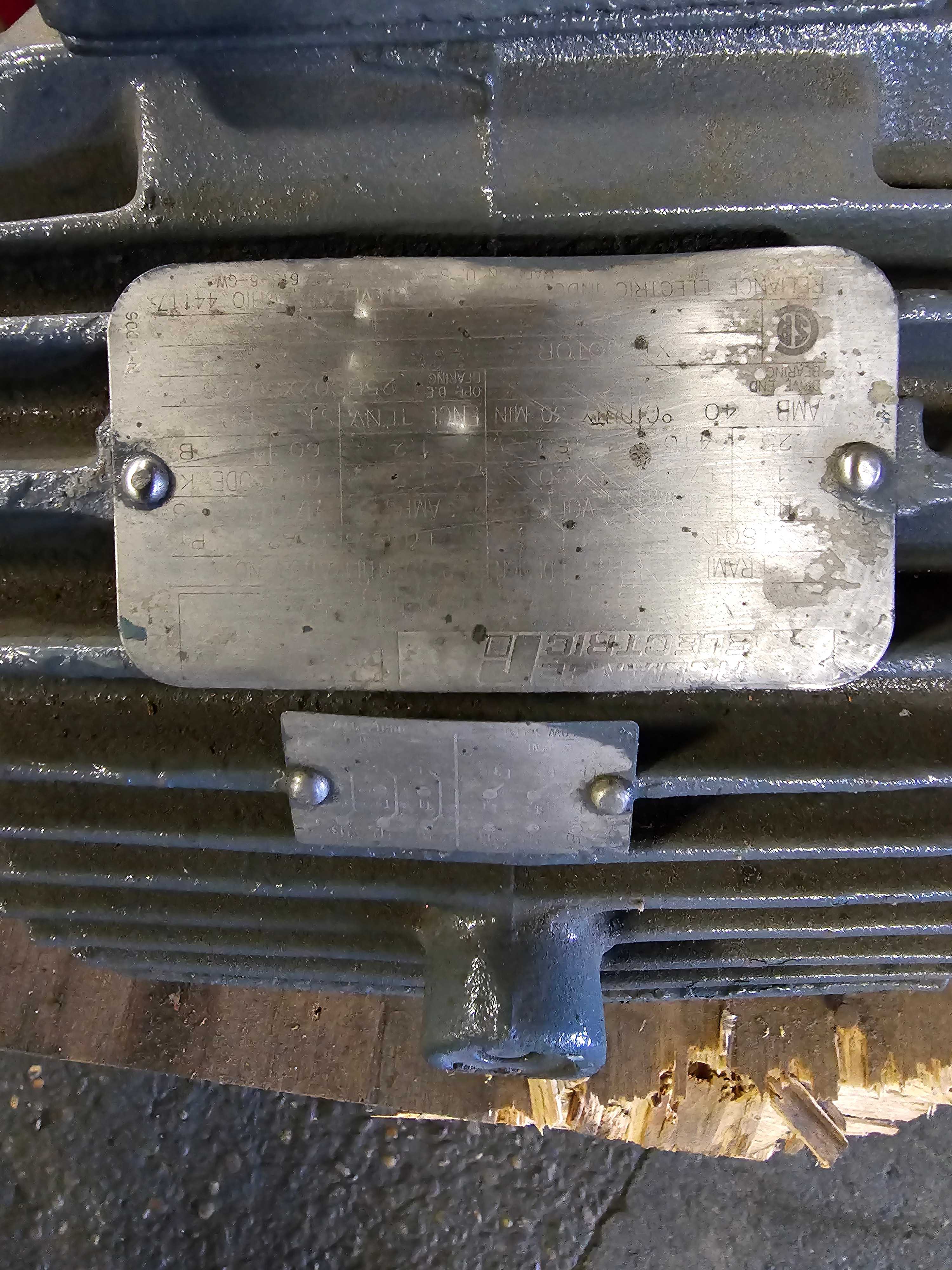 RELIANCE ELECTRIC GEAR MOTOR - ELECTRIC MOTORS RELIANCE ELECTRIC GEAR MOTOR - ELECTRIC MOTORS