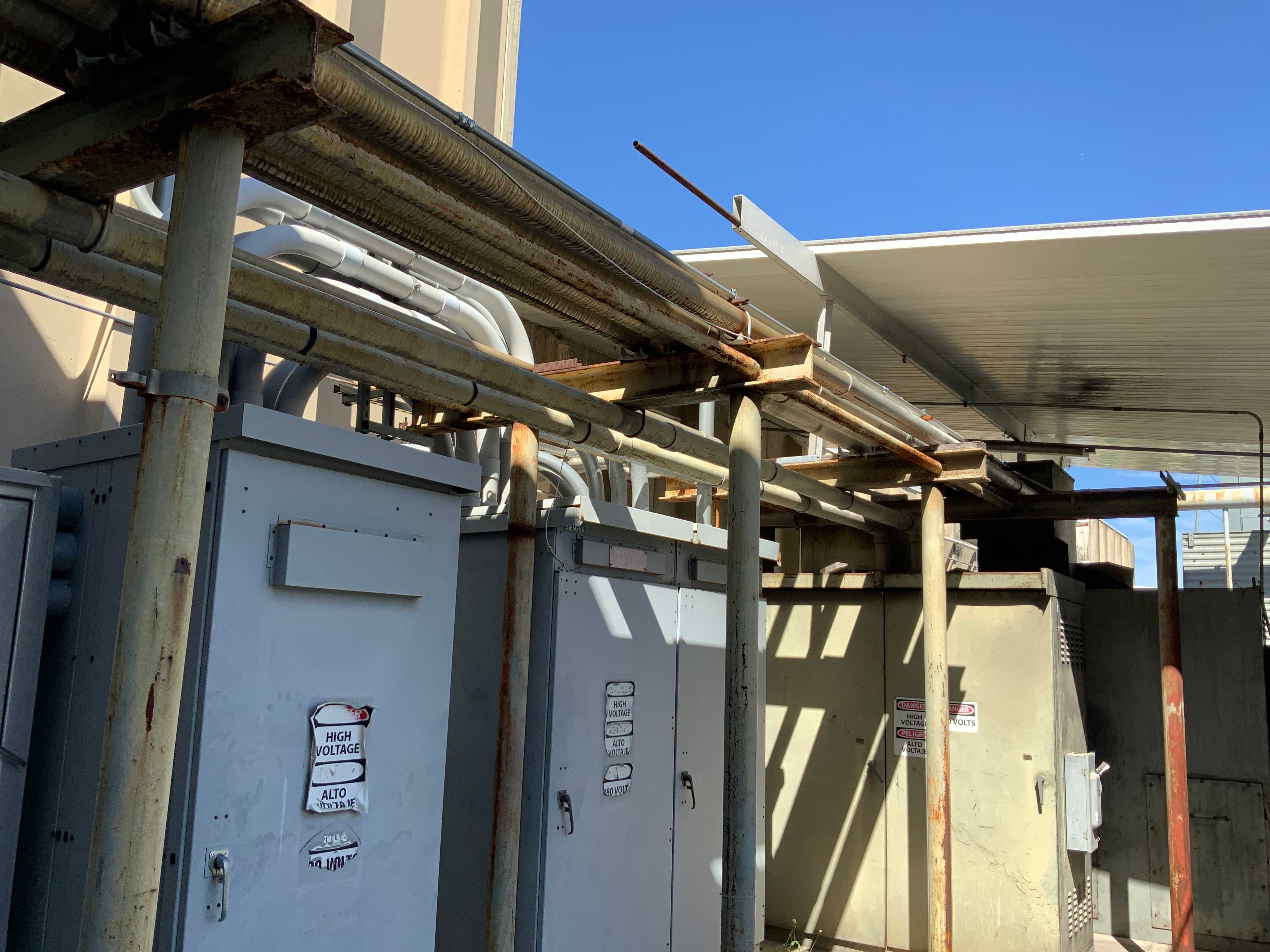 SIEMENS  SWITCHGEAR - SWITCHGEAR