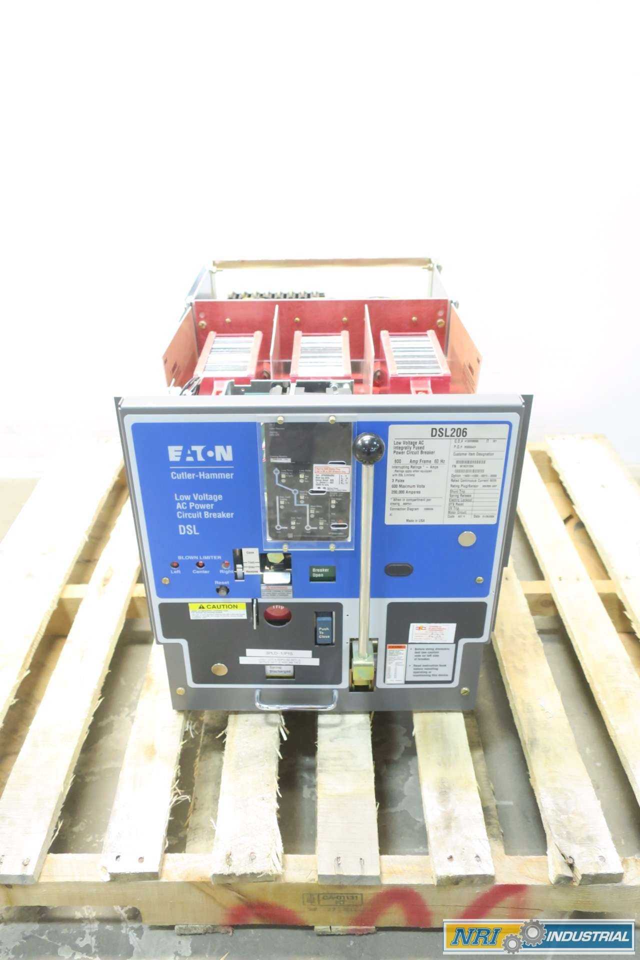 USED CUTLER HAMMER DSL206 800A AIR LOW VOLTAGE CIRCUIT BREAKER SWITCHGEAR - SWITCHGEAR