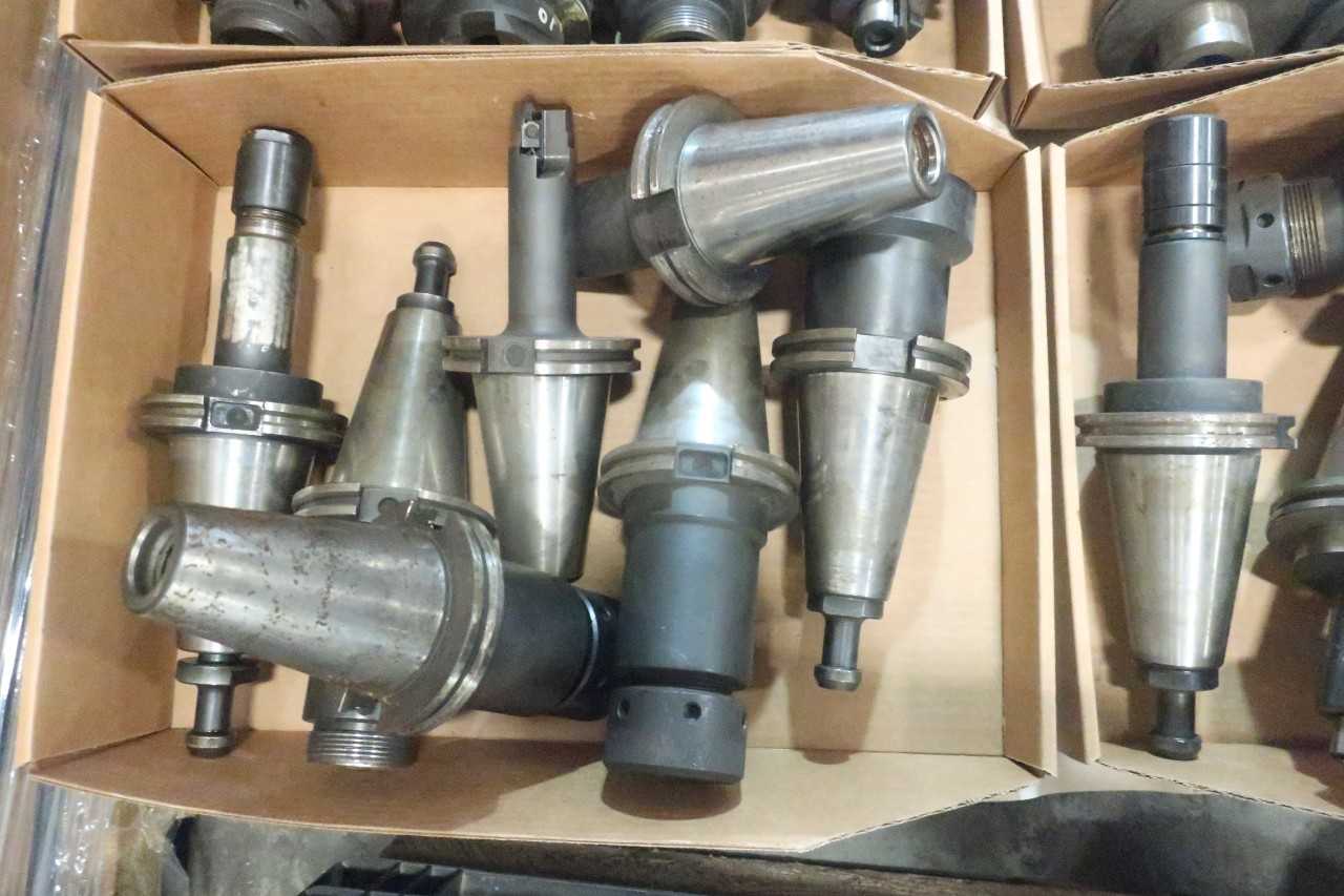 LOT OF ASSORTED CAT50 TOOL HOLDERS WITH ATTACHMENTS - ELECTRIC POWER TOOLS