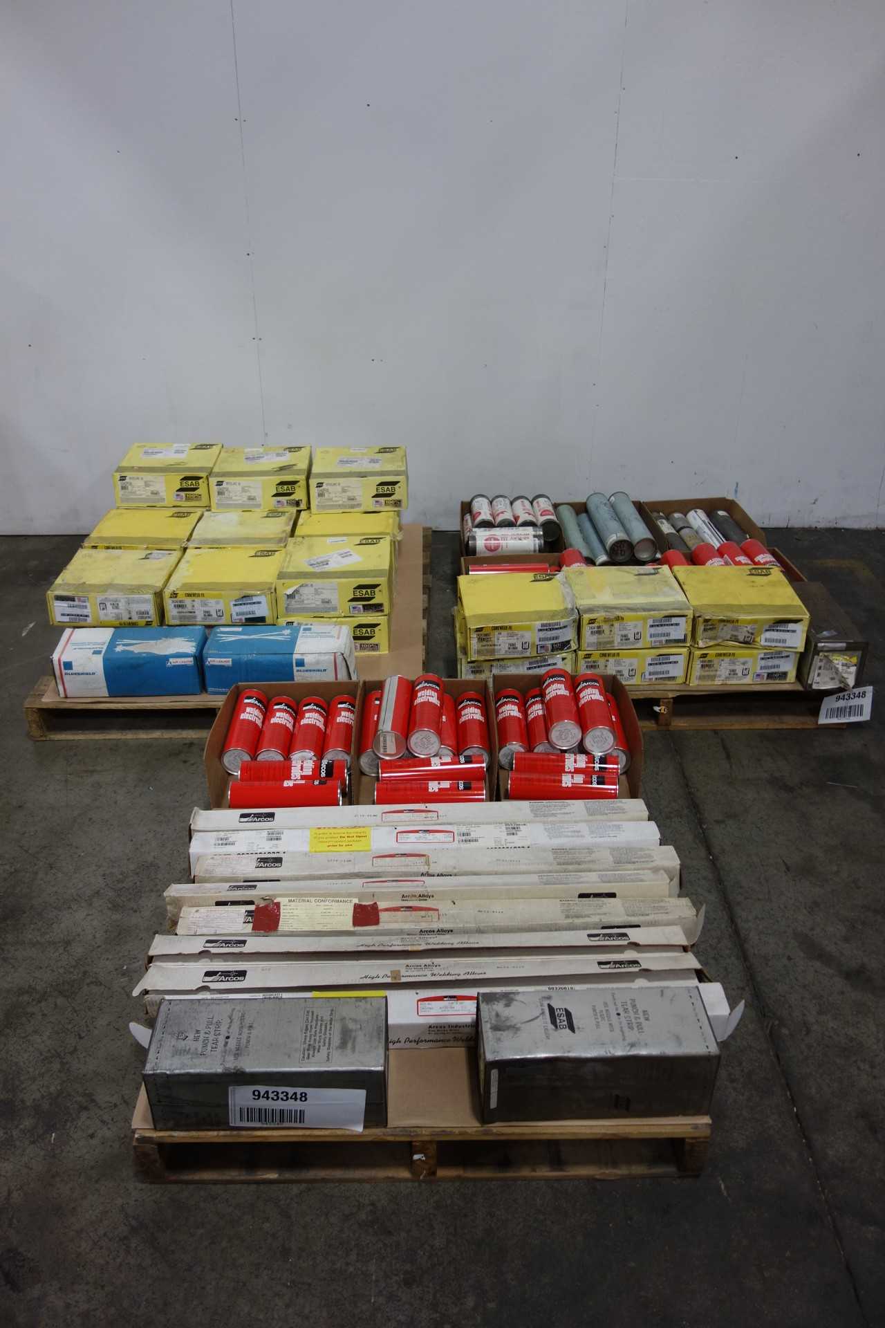 LOT OF ASSORTED WELDING EQUIPMENT - WELDING EQUIPMENT