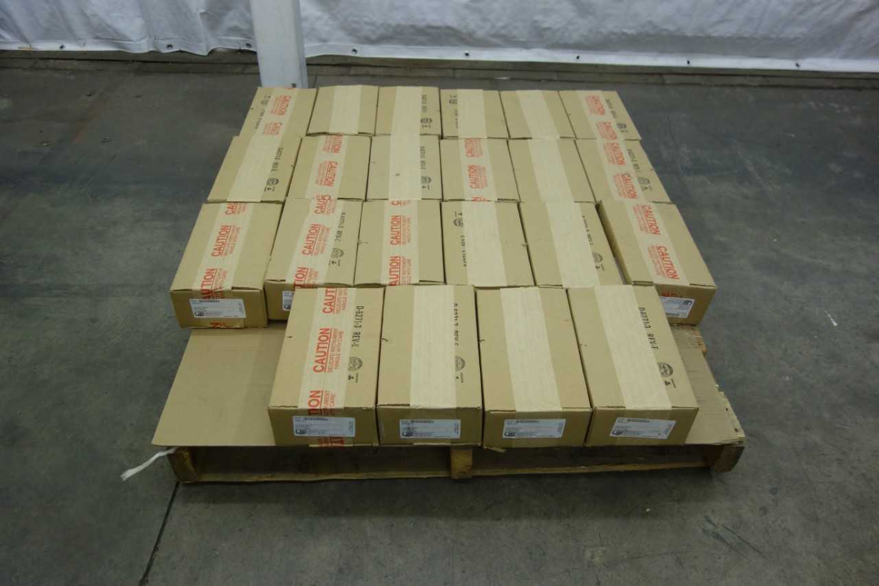 LOT OF 22 UNITED ELECTRIC CONTROLS 12SHSN5B PRESSURE SWITCHES, M446, M513 - ELECTRICAL COMPONENTS