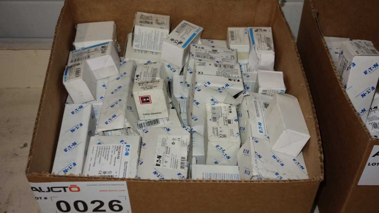 1 BOX OF EATON / CUTLER HAMMER ELECTRICAL - ELECTRICAL COMPONENTS