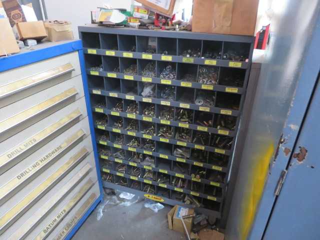 Vidmar Cabinet with Contents and cabinet in pictures with contents - MISCELLANEOUS