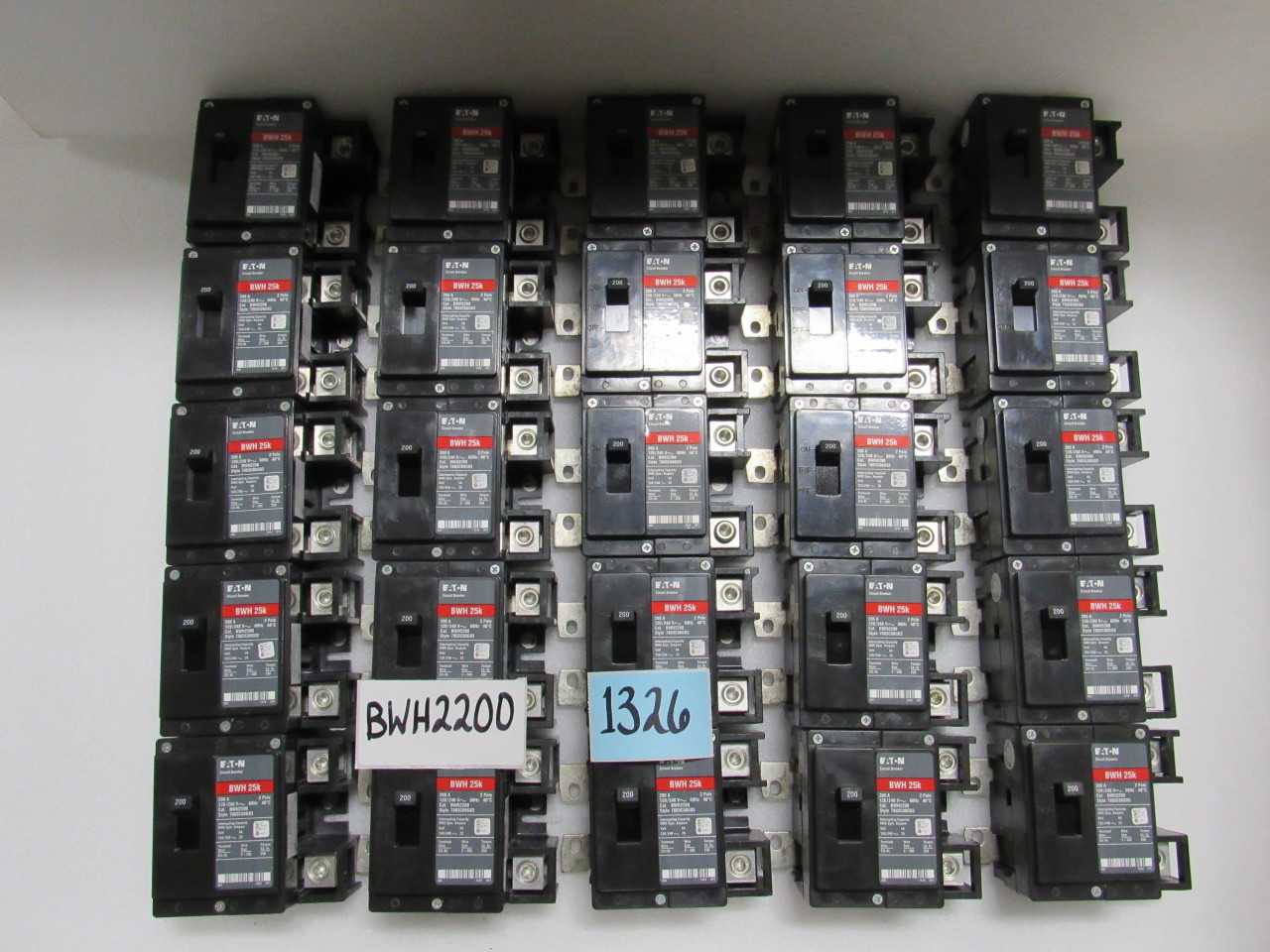 LOT OF 25 EATON BREAKERS - MISCELLANEOUS