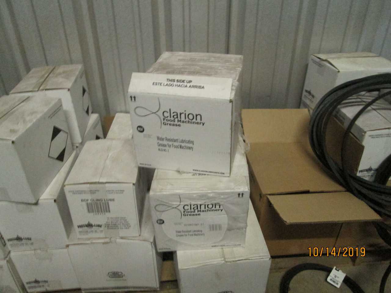 LOT OF FOOD GRADE LUBRICANTS - FOOD & BEVERAGE