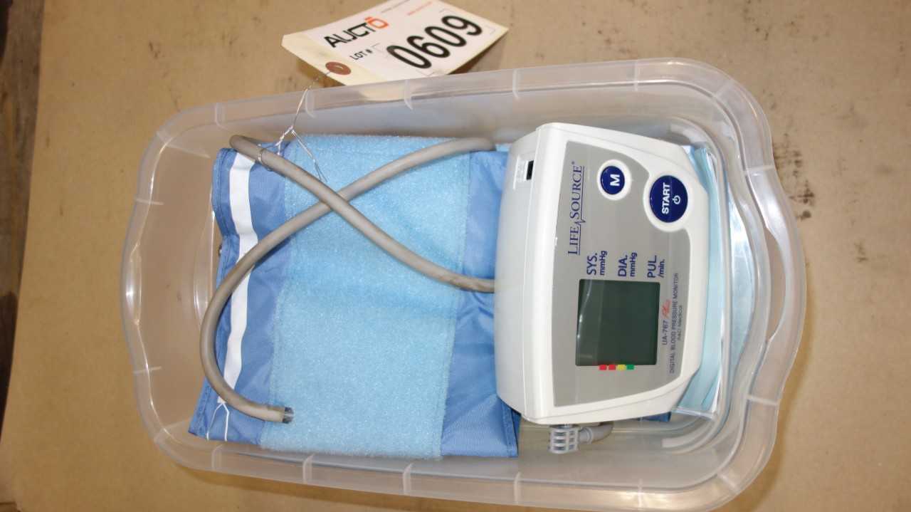 A&D MEDICAL UA-767 PLUS LIFE SOURCE DIGITAL BLOOD PRESSURE MONITOR - SAFETY EQUIPMENT