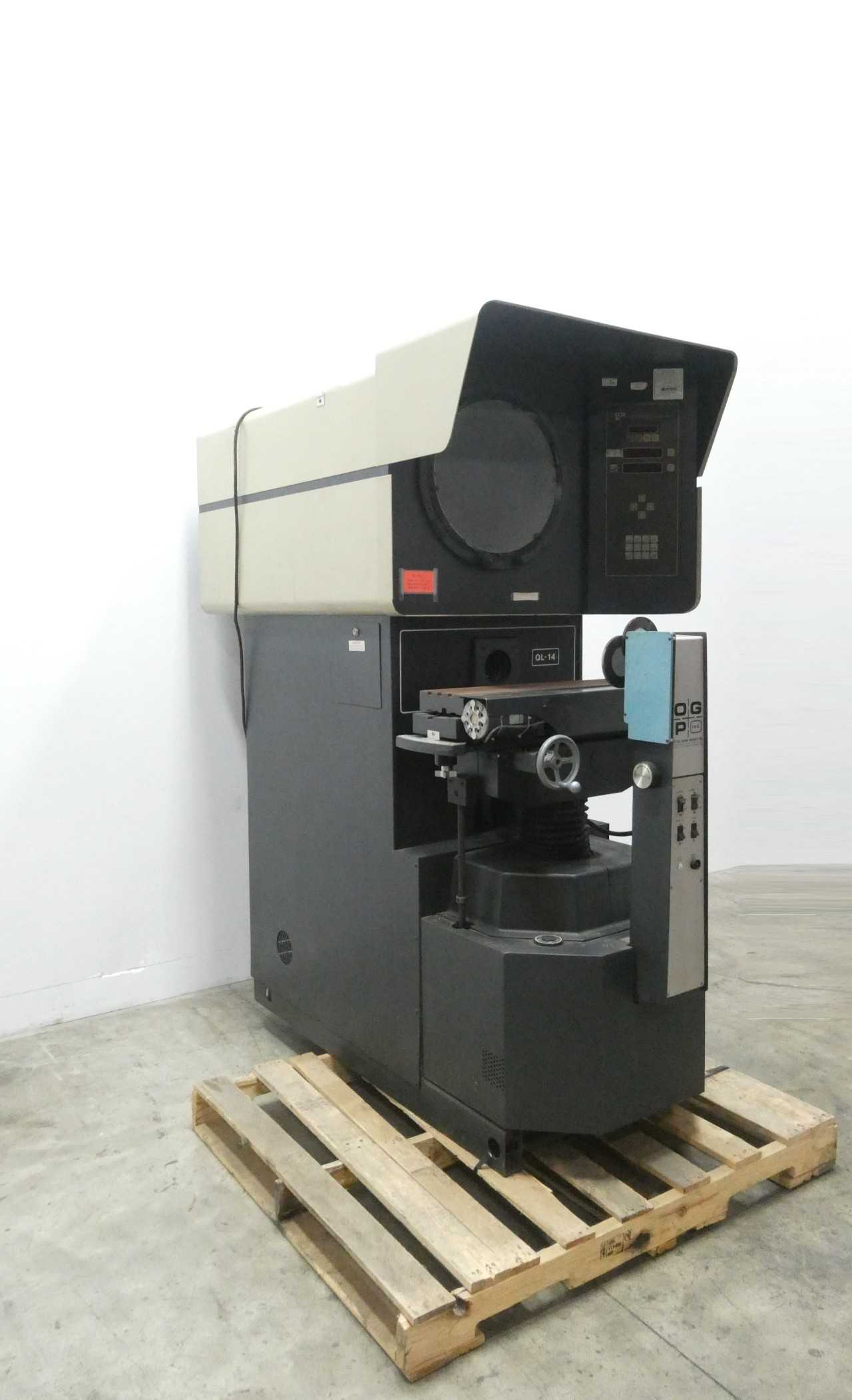 OGP OPTICAL GAGING PRODUCTS QL-14 OPTICAL COMPARATOR - PROCESS EQUIPMENT