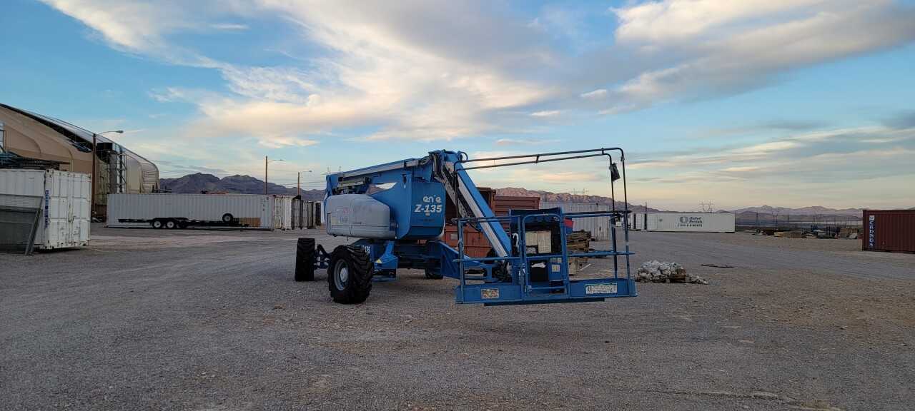 2012 Genie Z-135/70 Articulating Boom Lift - MISCELLANEOUS