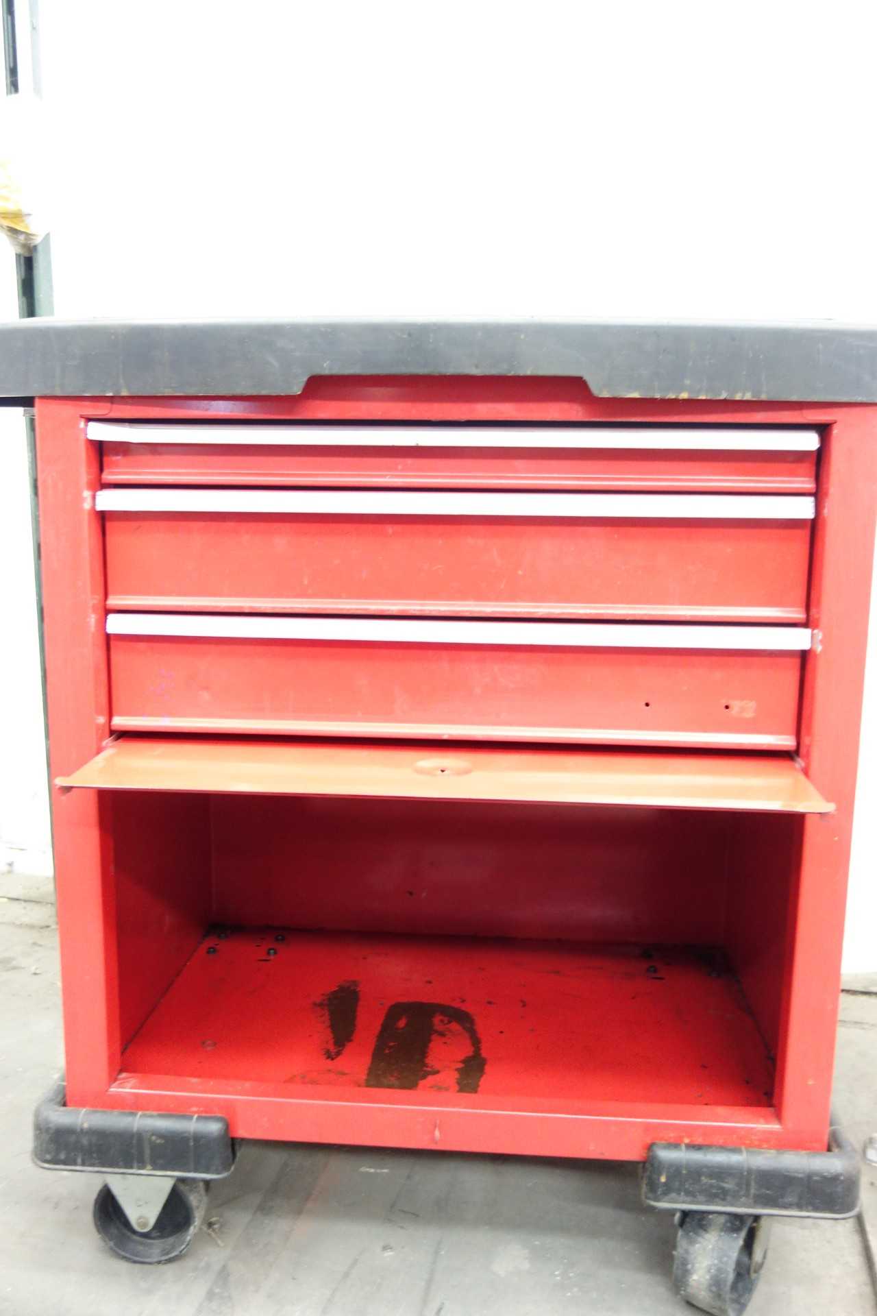 CRAFTSMAN 3 DRAWER PROJECT CENTER - TOOL STORAGE