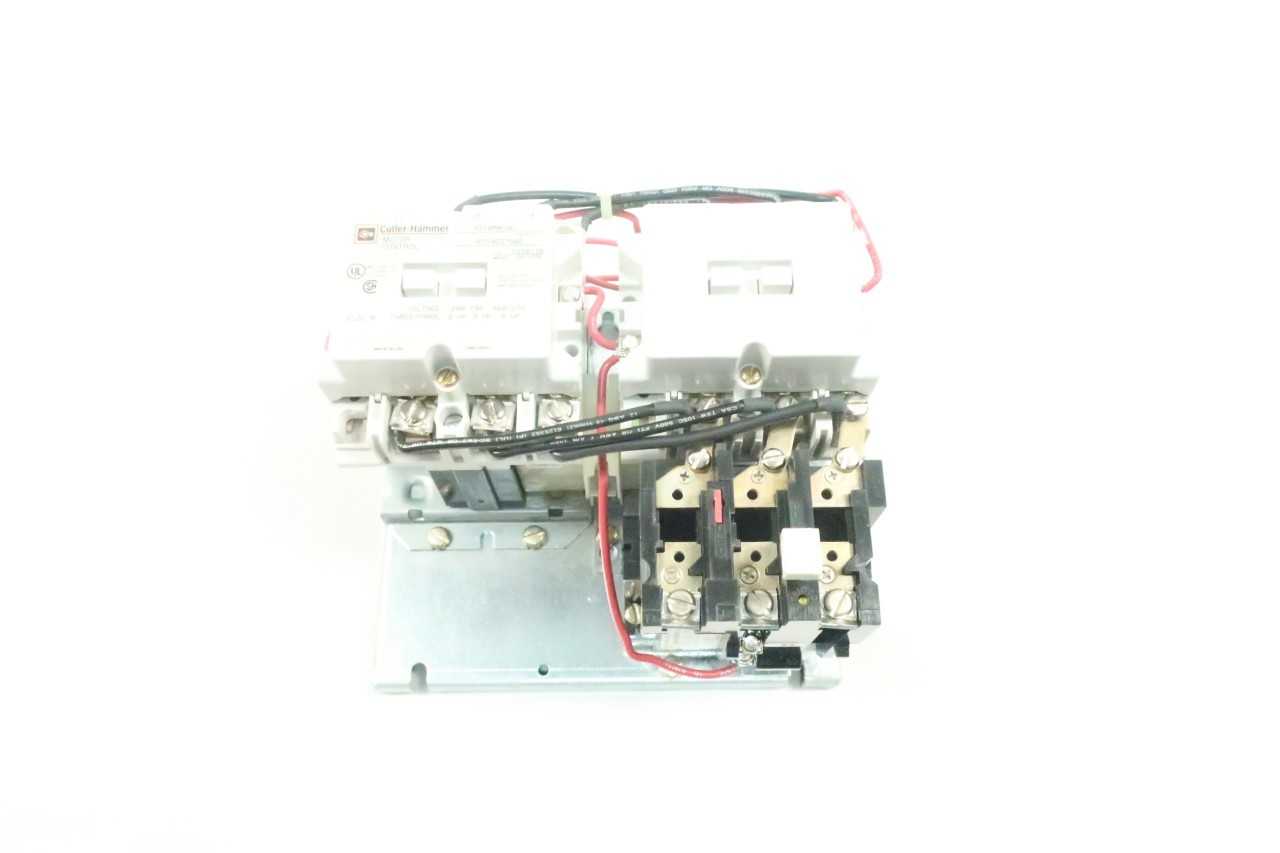 CUTLER HAMMER A210M0CAC SIZE 0 REVERSING STARTER 120V-AC 5HP - MOTOR STARTERS