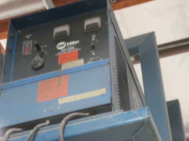 Miller Millermatic 251 WIre Welder - WELDING EQUIPMENT