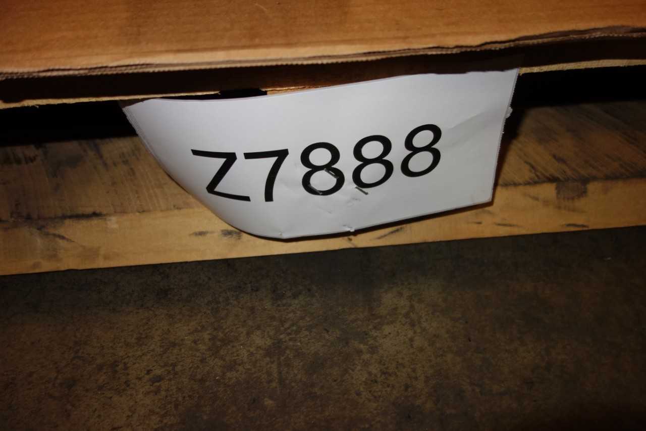 1 PALLET OF ASSORTED 3 JAW POWER CHUCKS, CAT50 TOOL HOLDERS WITH ATTACHMENTS - ELECTRIC POWER TOOLS