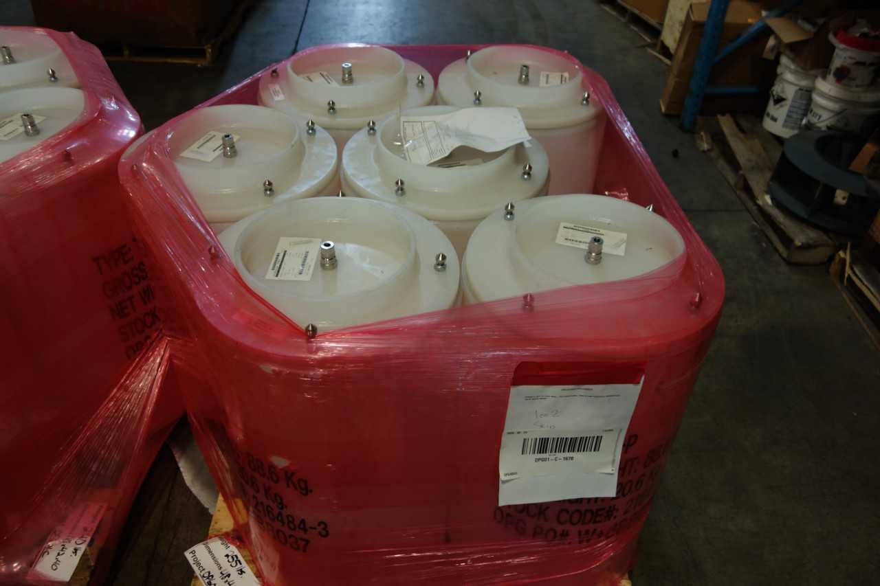 2 PALLETS OF TH100 P PLASTIC POLYPROPYLENE HAZARDOUS SOLID WASTE DRIP STORAGE CANS - WASTE BINS