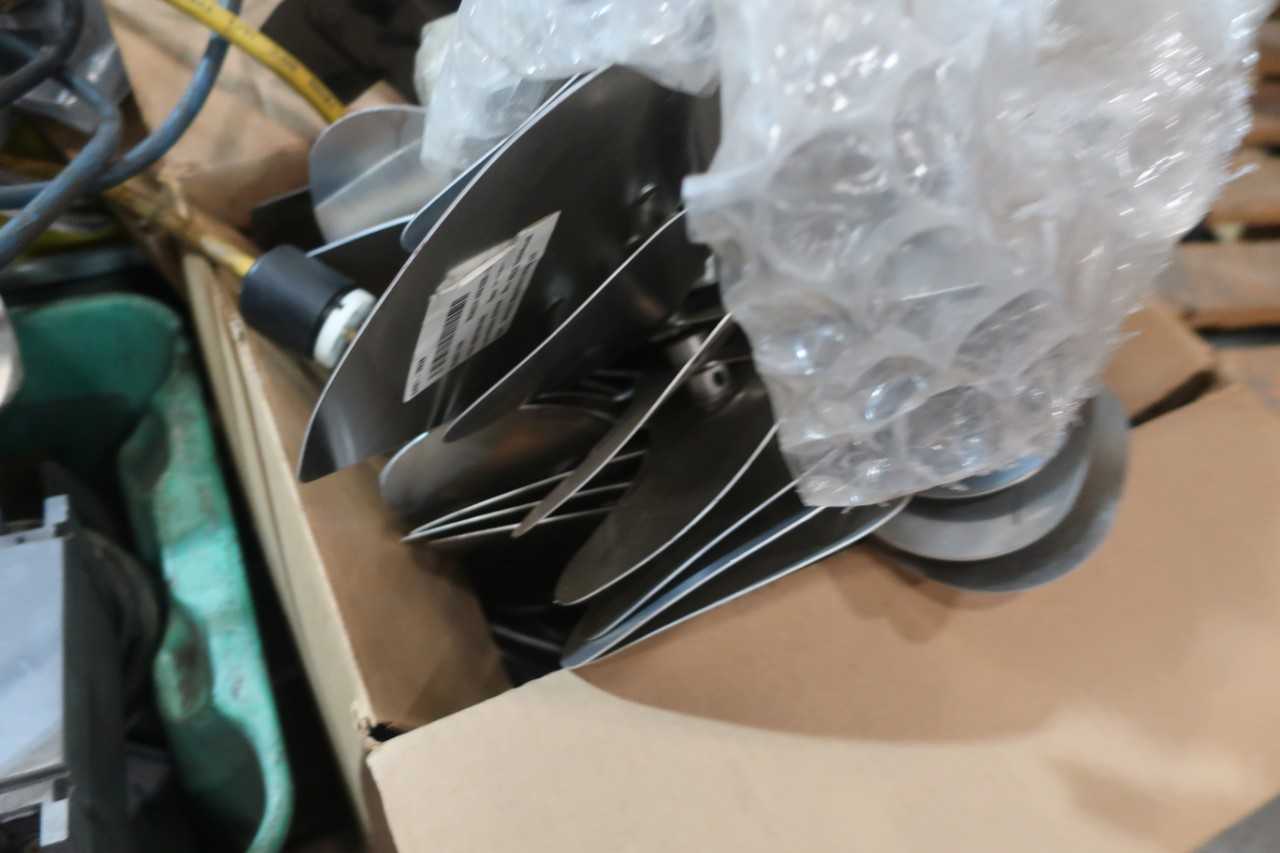 4 PALLETS OF ASSORTED ELECTRICAL EQUIPMENT - MISCELLANEOUS