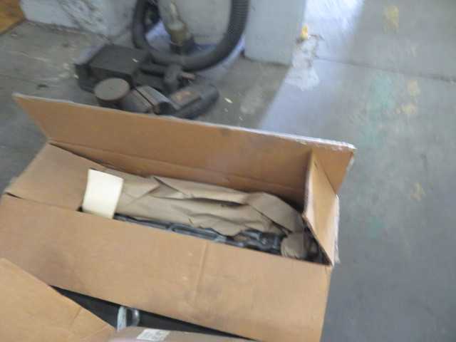 Assorted Items, lot - MISCELLANEOUS
