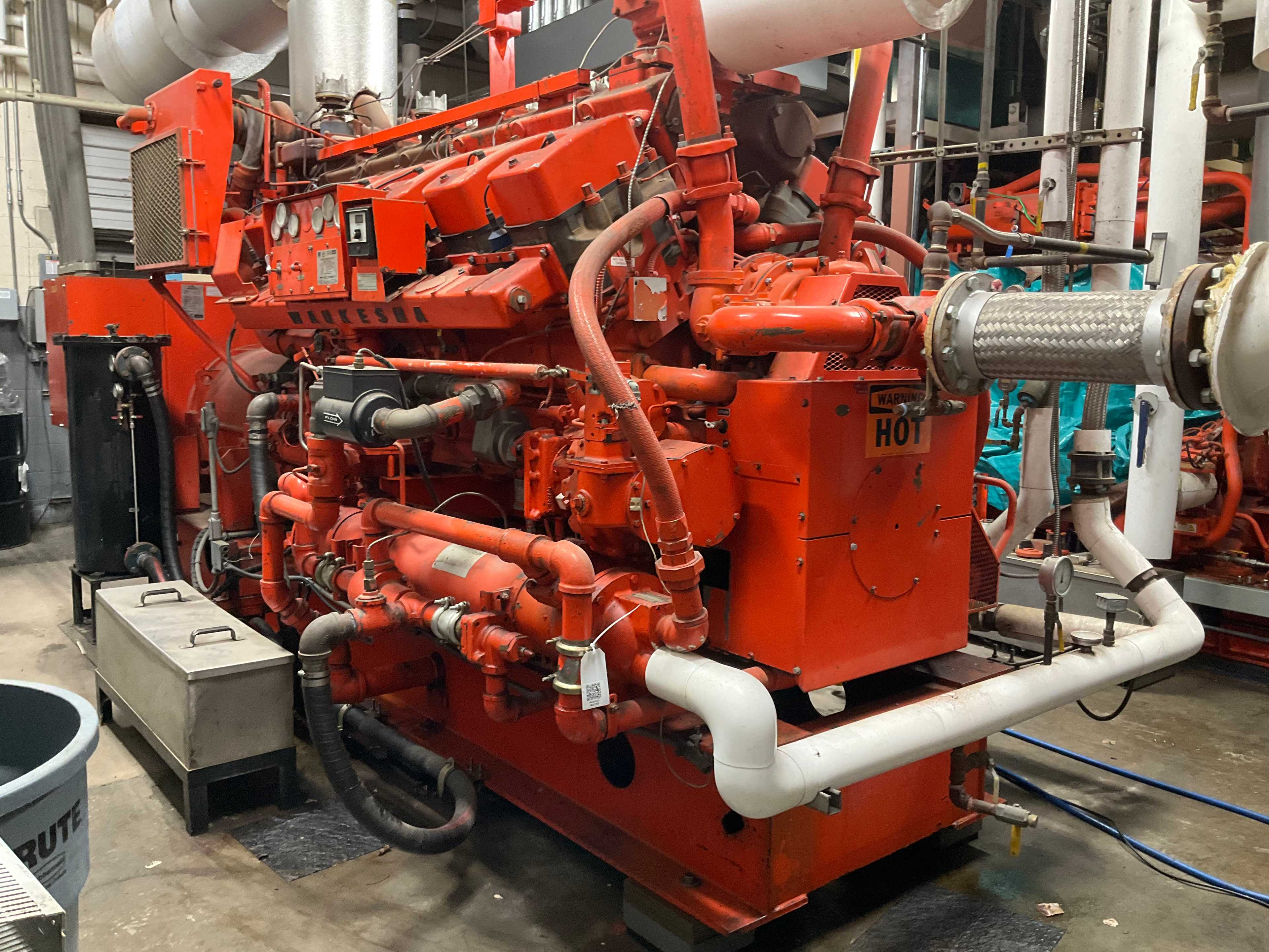 WAUKESHA L5108GSIU CONTINUOUS POWER GENERATOR WITH CONTROL CABINET - CONTINUOUS POWER GENERATOR