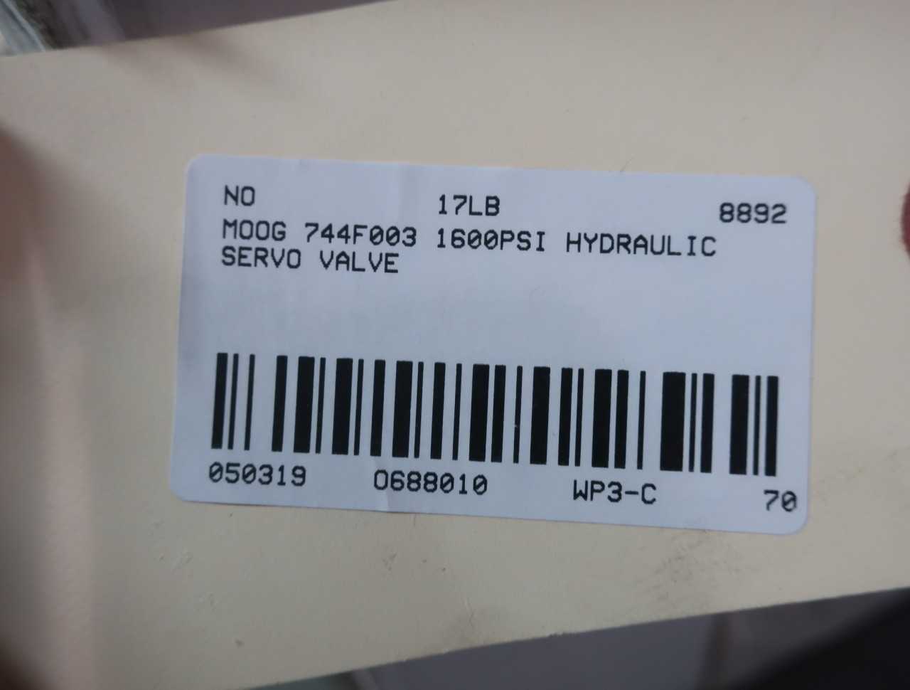 MOOG 744F003 1600PSI HYDRAULIC SERVO VALVE - VALVES