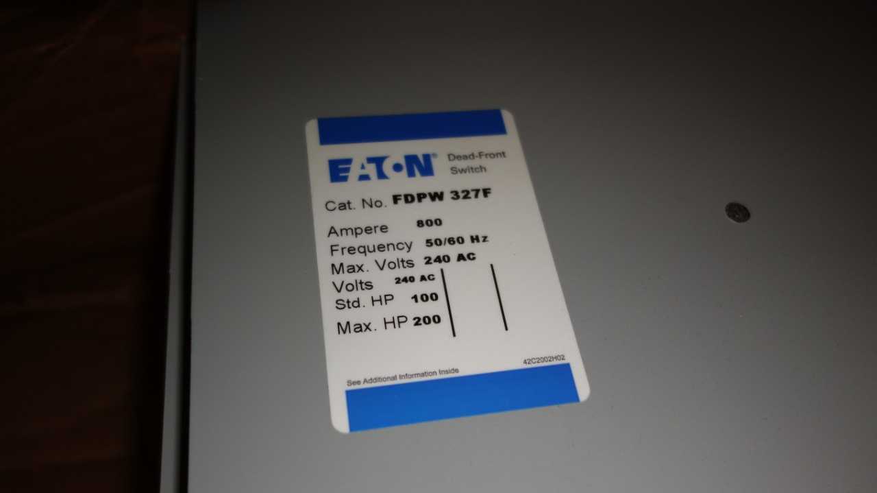 1 PALLET OF ASSORTED EATON DISCONNECT SAFETY SWITCHES, - SAFETY EQUIPMENT