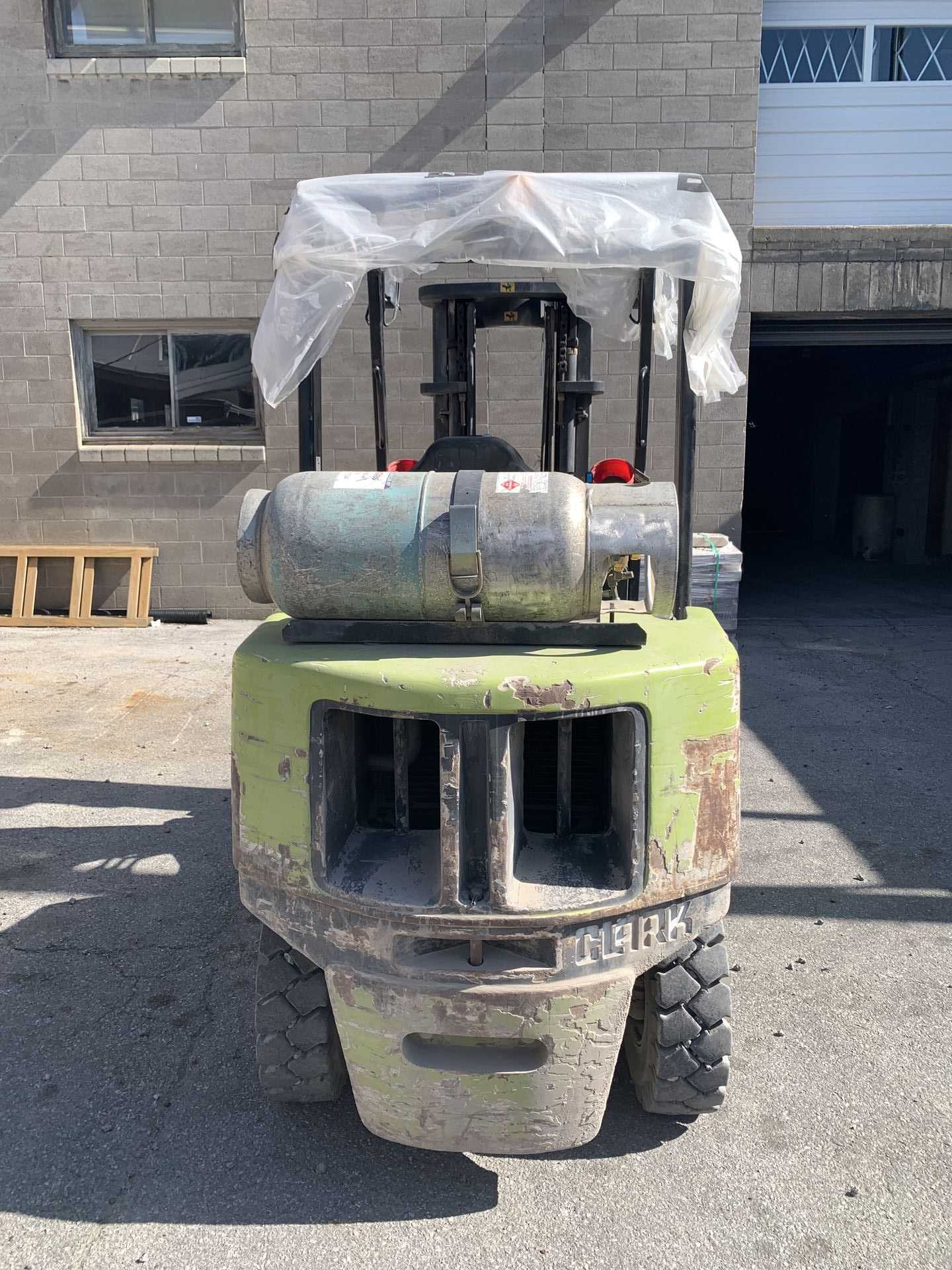 2007 CLARK CGP30 COUNTERBALANCE FORKLIFT - SIT-DOWN FORKLIFTS
