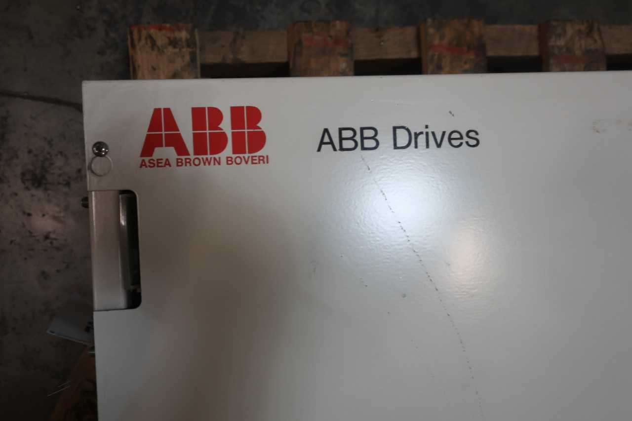 ABB ACS504-071-5 500V-AC 0-120HZ 0-500V-AC 75HP AC VFD DRIVE MOTOR DRIVE- ABB - MOTOR DRIVES
