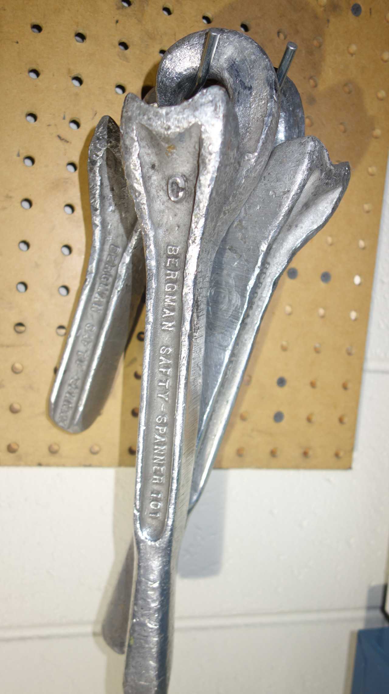 CONTENTS OF WALL, ASSORTED WRENCHES - HAND TOOLS