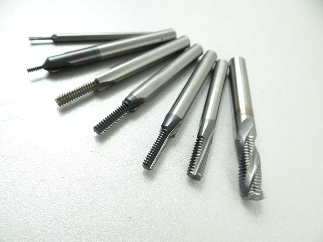 Lot of 7 NICE Assorted Solid Carbide Thread Mills - MACHINING ACCESSORIES & TOOLING