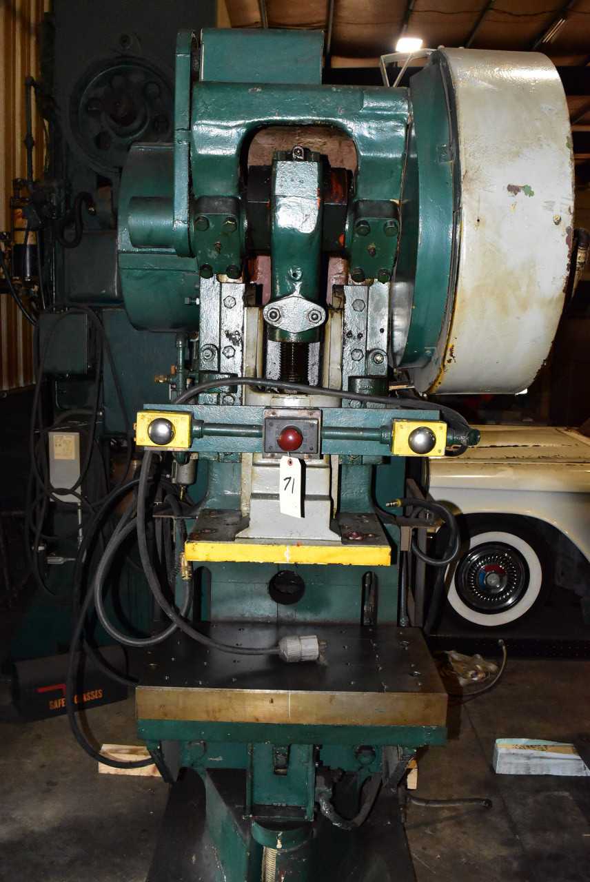 Minster 10-4 OBI Press, 32-Ton - PRESSES