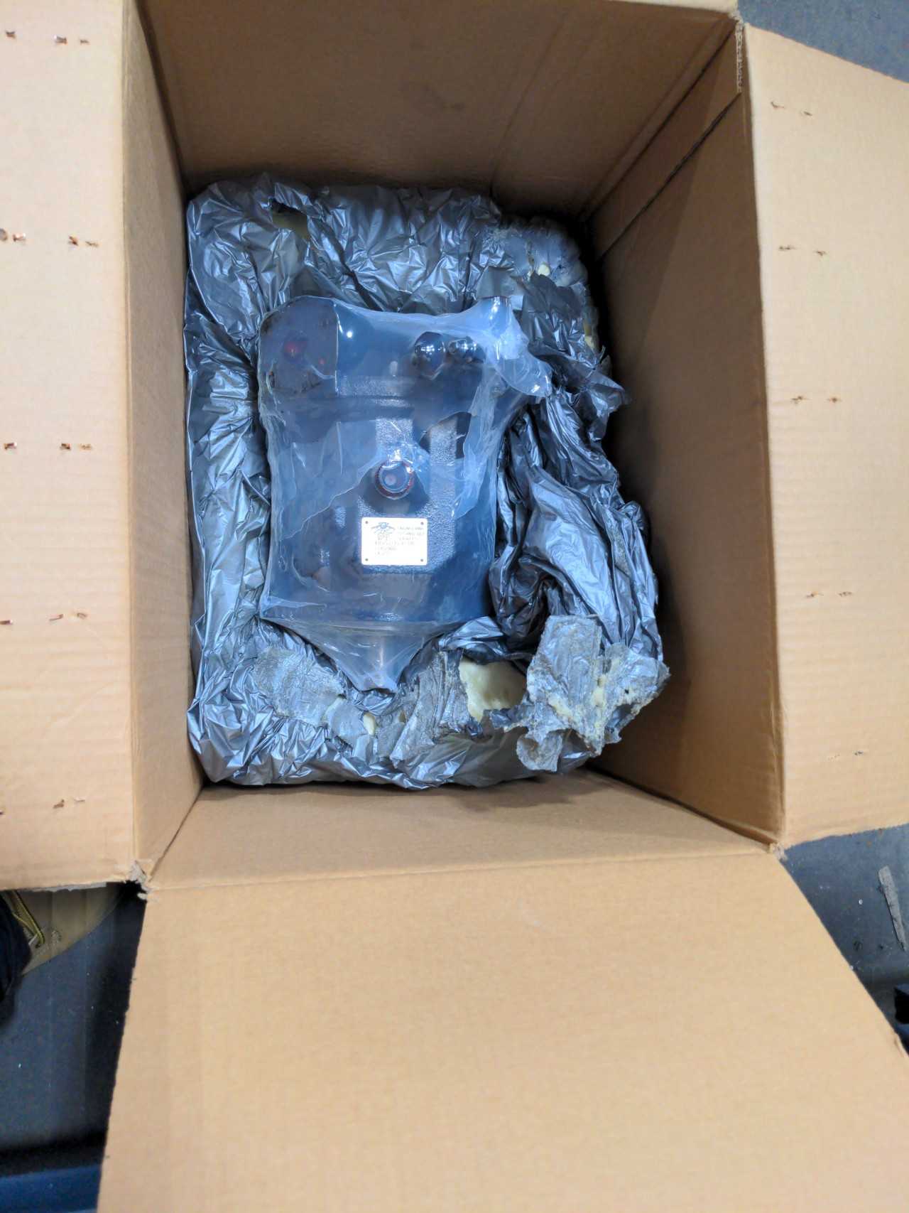 HYDRAULIC PUMP AND GEARED DRIVE MOTOR - MISCELLANEOUS HYDRAULIC PUMP AND GEARED DRIVE MOTOR - MISCELLANEOUS