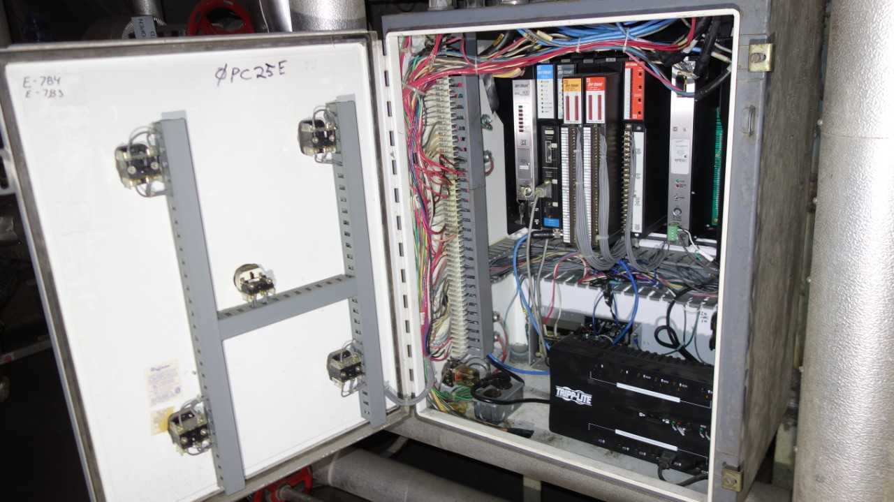 SQUARE D SY/MAX 8030 400 CONTROLLER MODULE RACK CONTROL PANEL - AUTOMATION & CONTROLS