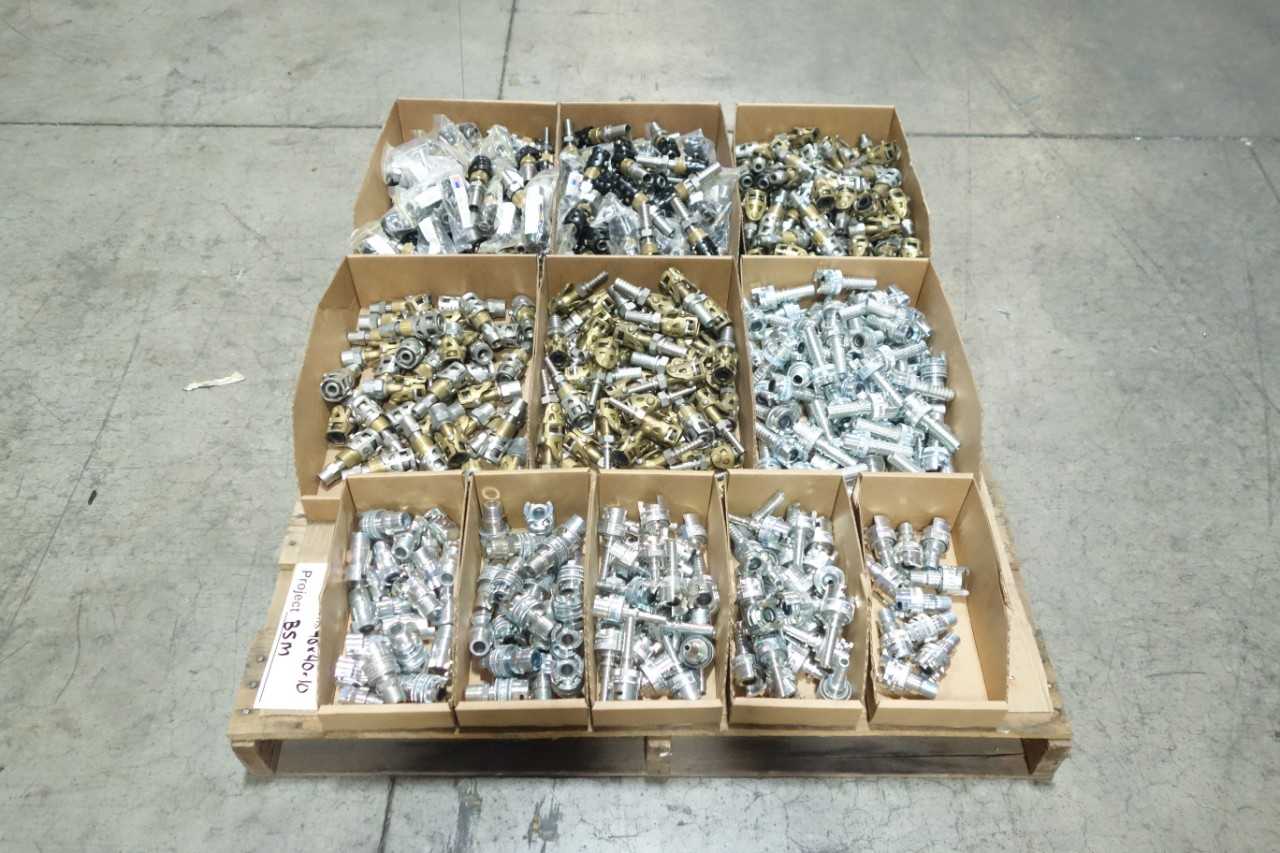 PALLET OF ASSORTED QUICK CONNECT HOSE FITTINGS - HOSE